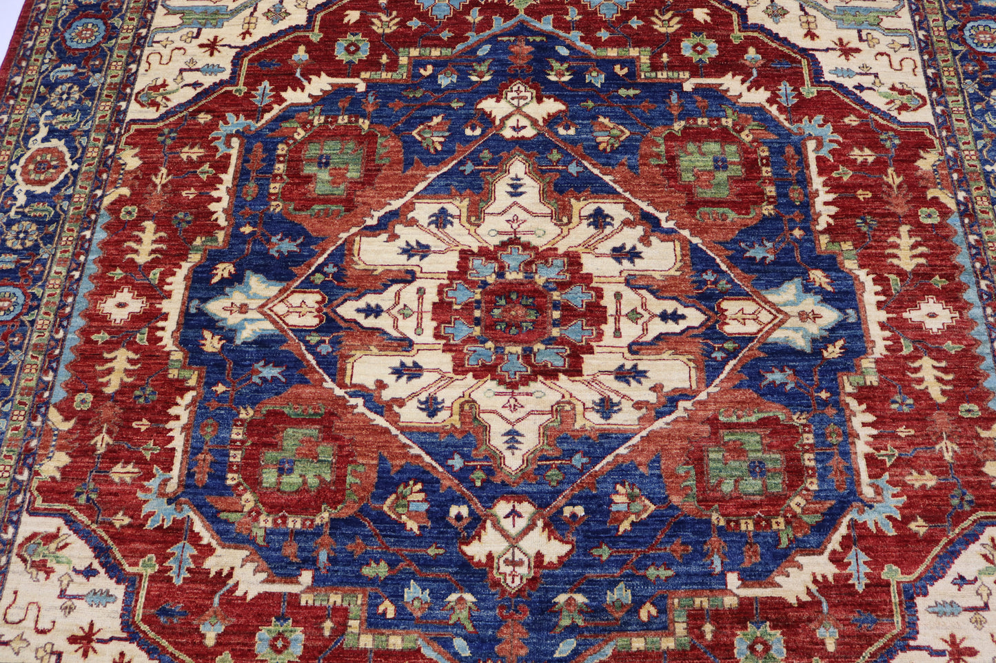 8 x 10 ft Large Heriz Area Rug - Hand Knotted Veg Dyed Wool Medallion Rug
