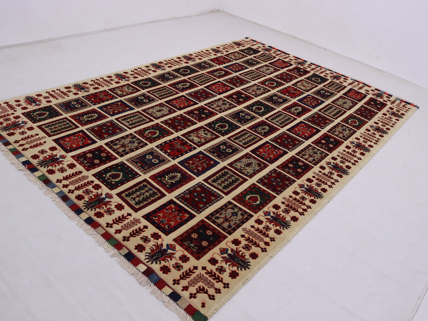 7x10 ft Hand knotted Maranus; Rug; Premium wool