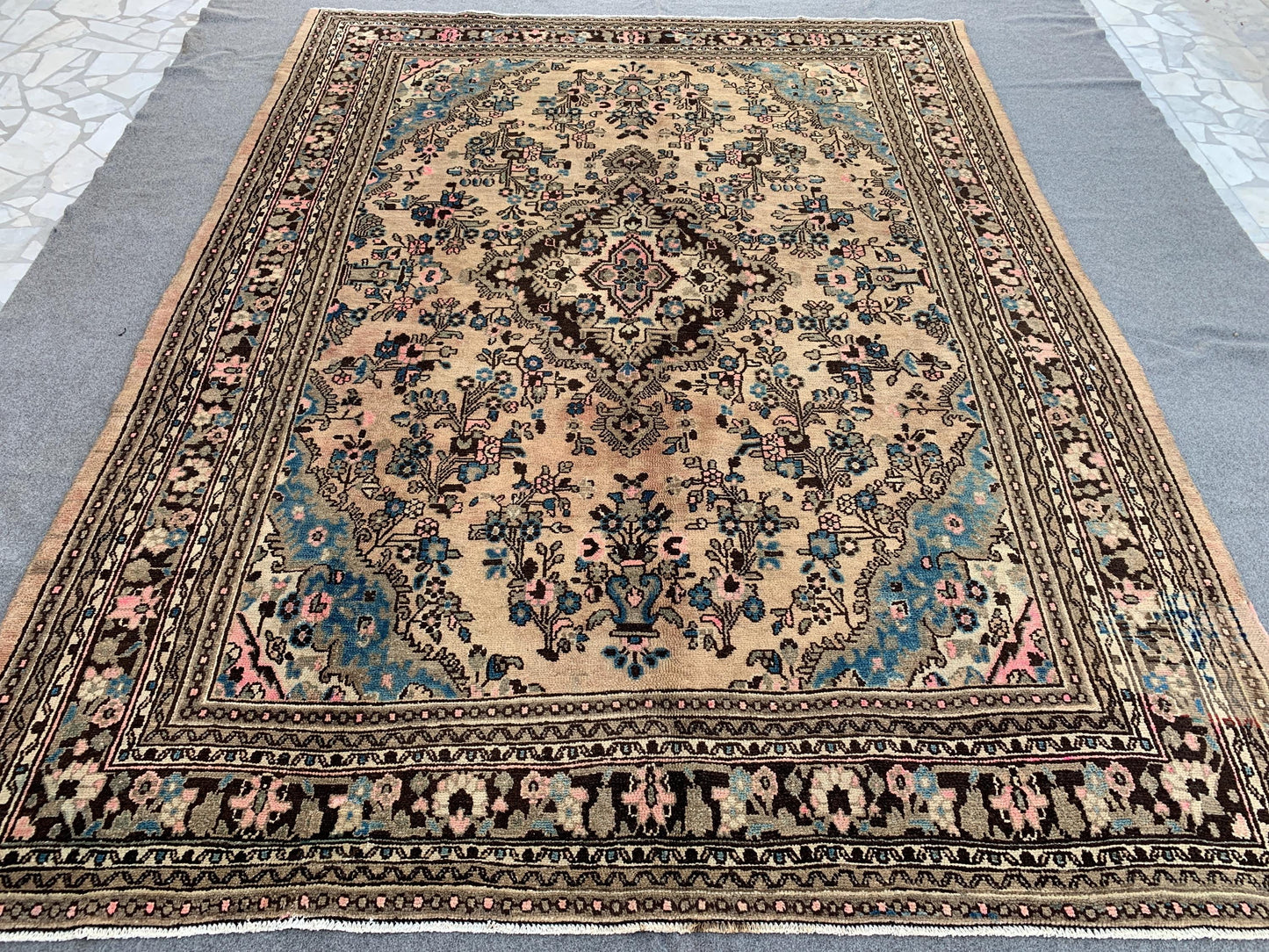 Large Collectors Rug 9x12 ft Oriental Caucasian Rug