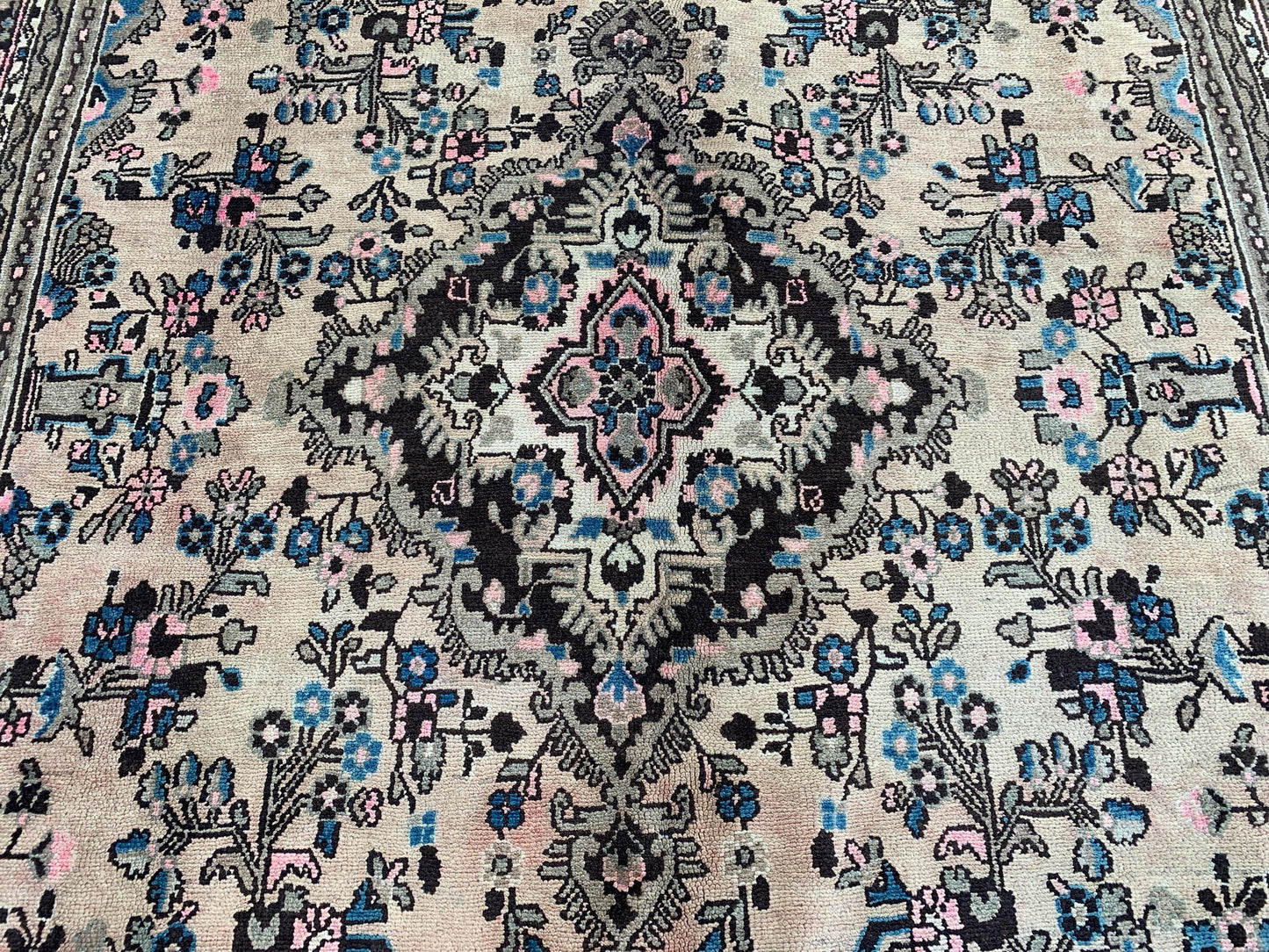 Large Collectors Rug 9x12 ft Oriental Caucasian Rug