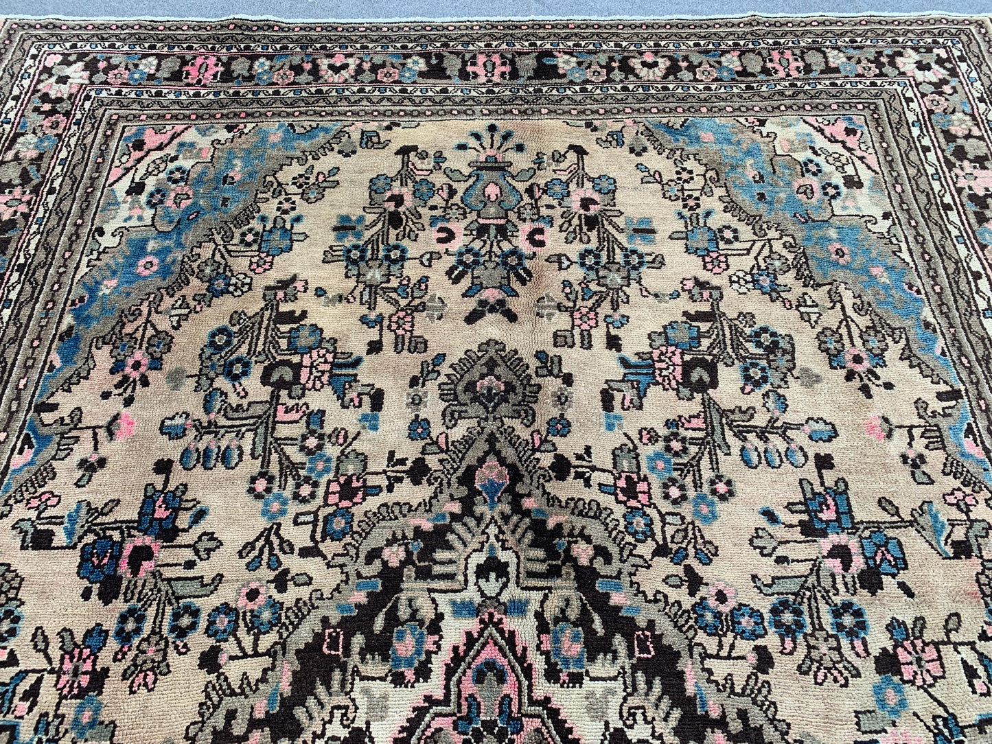 Large Collectors Rug 9x12 ft Oriental Caucasian Rug