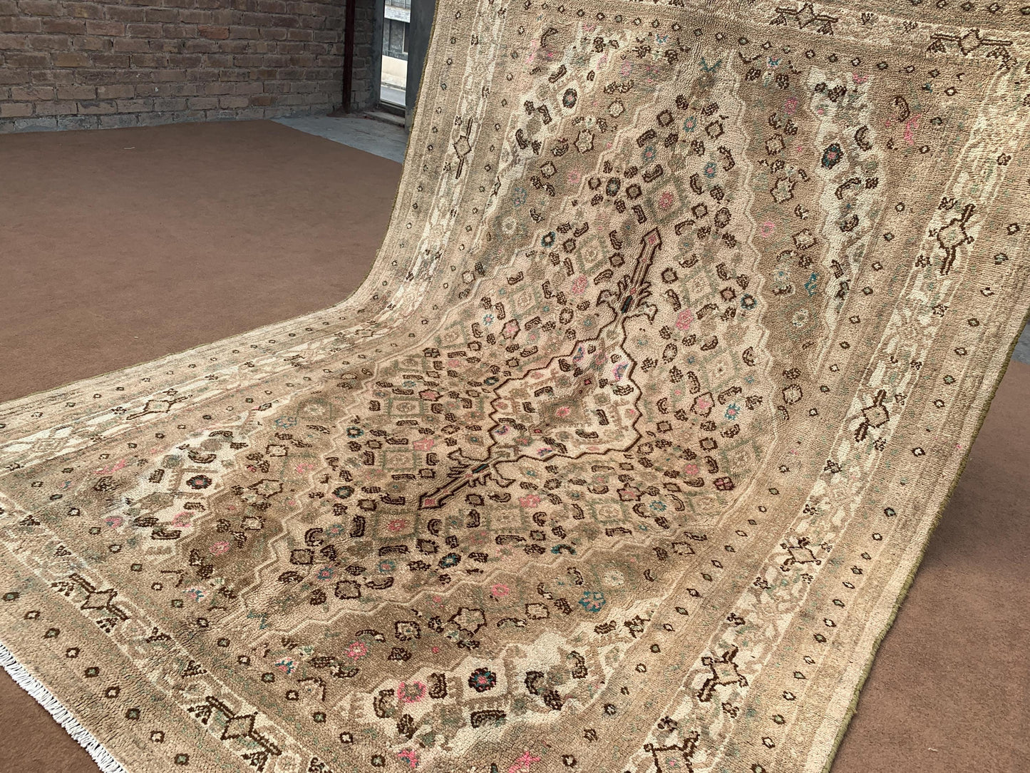Vintage Collectors Rug 7x10 ft Oriental Caucasian Rug