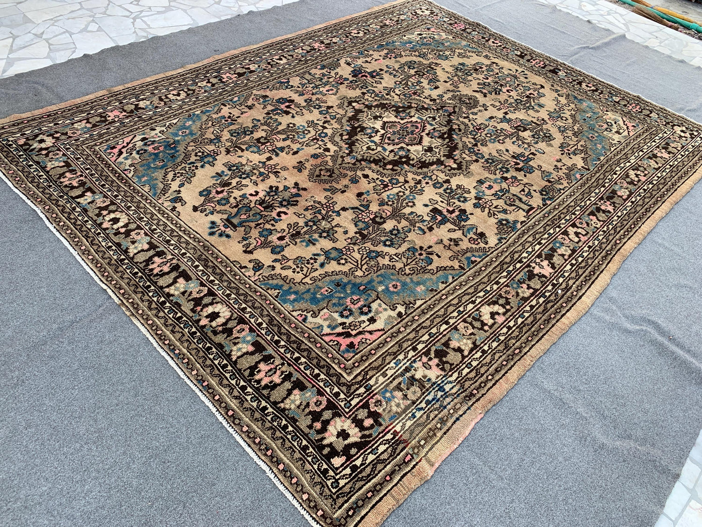 Large Collectors Rug 9x12 ft Oriental Caucasian Rug