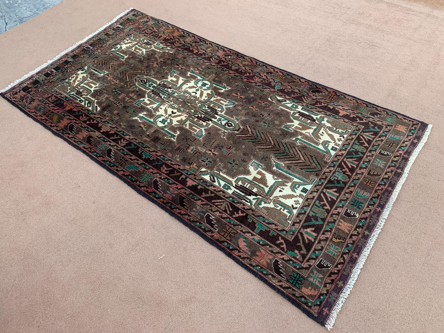 4x6 ft Antique Geometric Rug