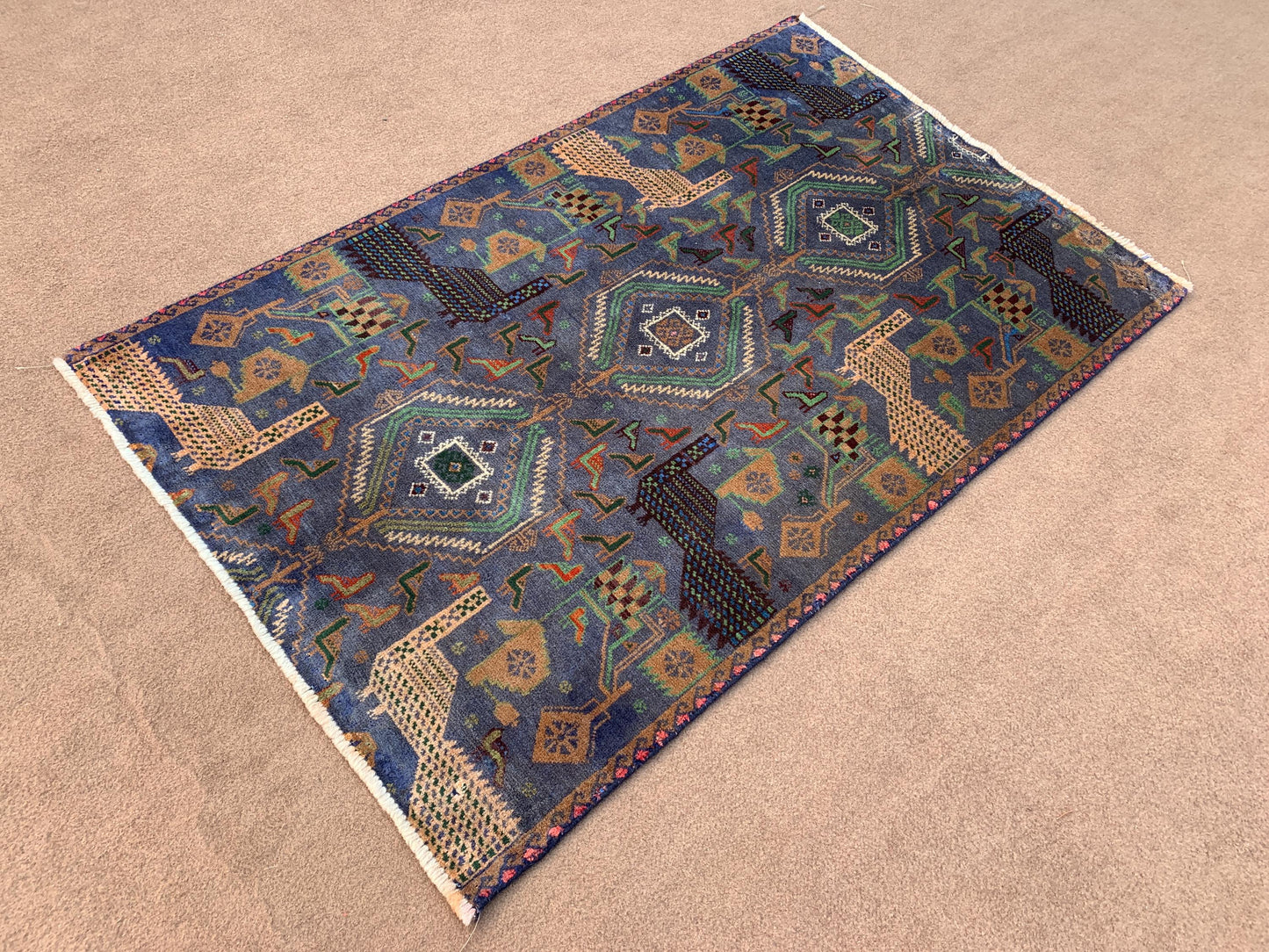 Pictorial Vintage Rug 3x4 ft Peacock Birds design Rug,