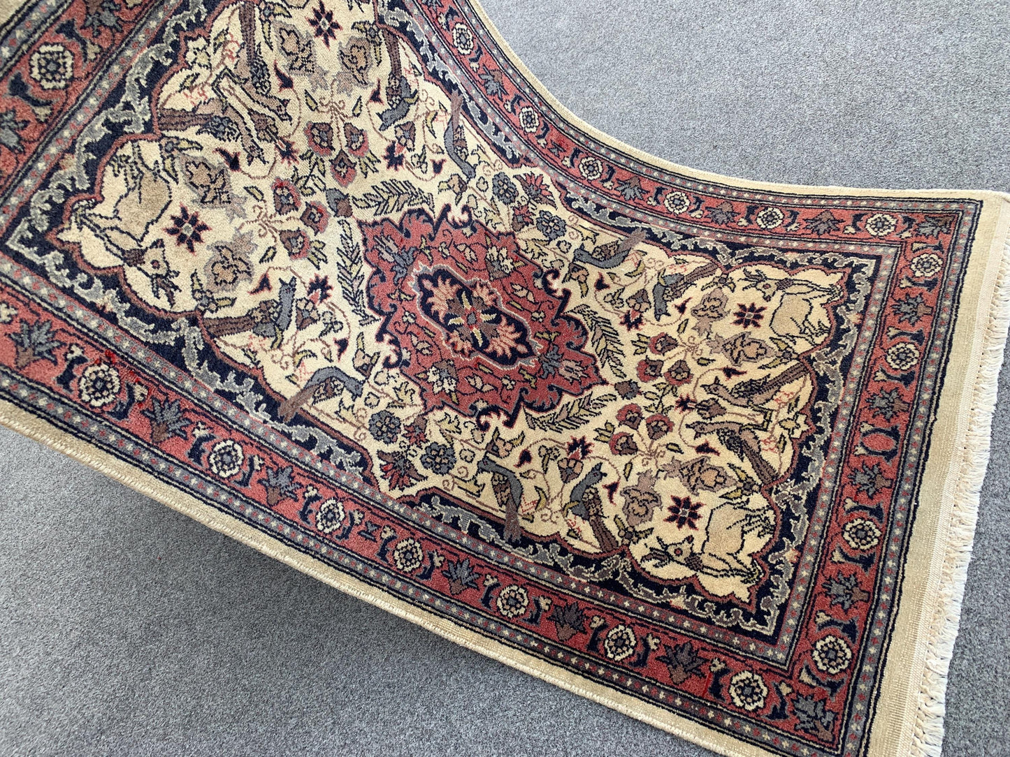 Animal Hunting Scene Rug, Small Pictorial Vintage Rug, Hand Knotted Wool Rug, Turkish design Rug, Home Decor Bedroom Rug Entryway Rug 2x3 ft