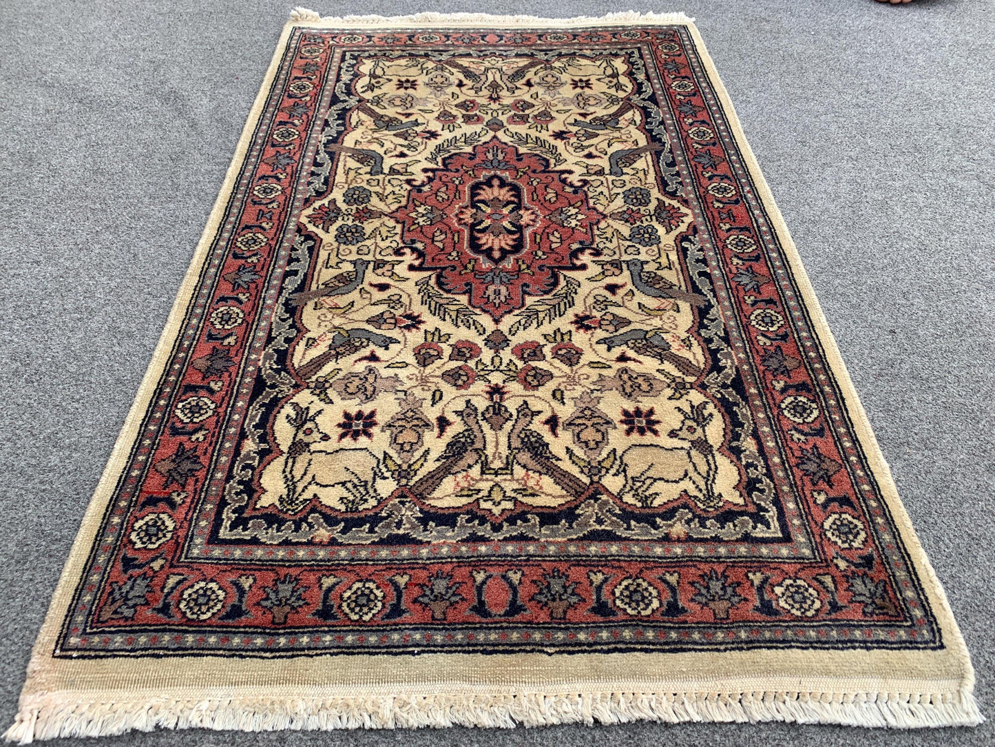 Animal Hunting Scene Rug, Small Pictorial Vintage Rug, Hand Knotted Wool Rug, Turkish design Rug, Home Decor Bedroom Rug Entryway Rug 2x3 ft