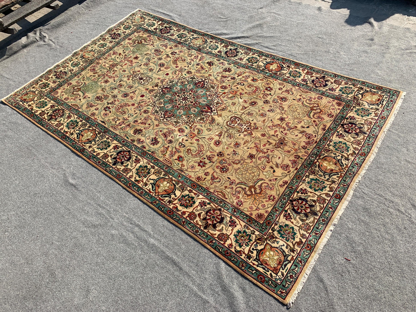 6x9 Ft Amazing Afghan Vintage Rug, Natural Hand Knotted Wool Rug, High Quality Rug Oriental Rug Home Decor Rug, Bedroom Rug Living Room Rug.