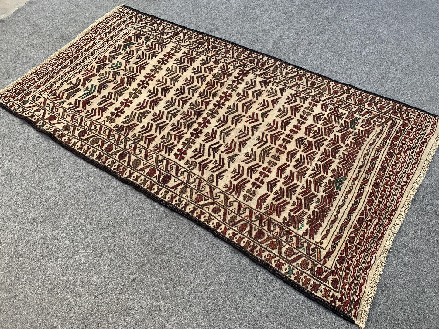 4x6 Ft Antique Soumak kilim Rug, Handmade Vintage kilim Rug, Afghan Soumak Rug, Oriental Wool Rug, Wall Decor Rug, Bedroom Rug, Hallway Rug.