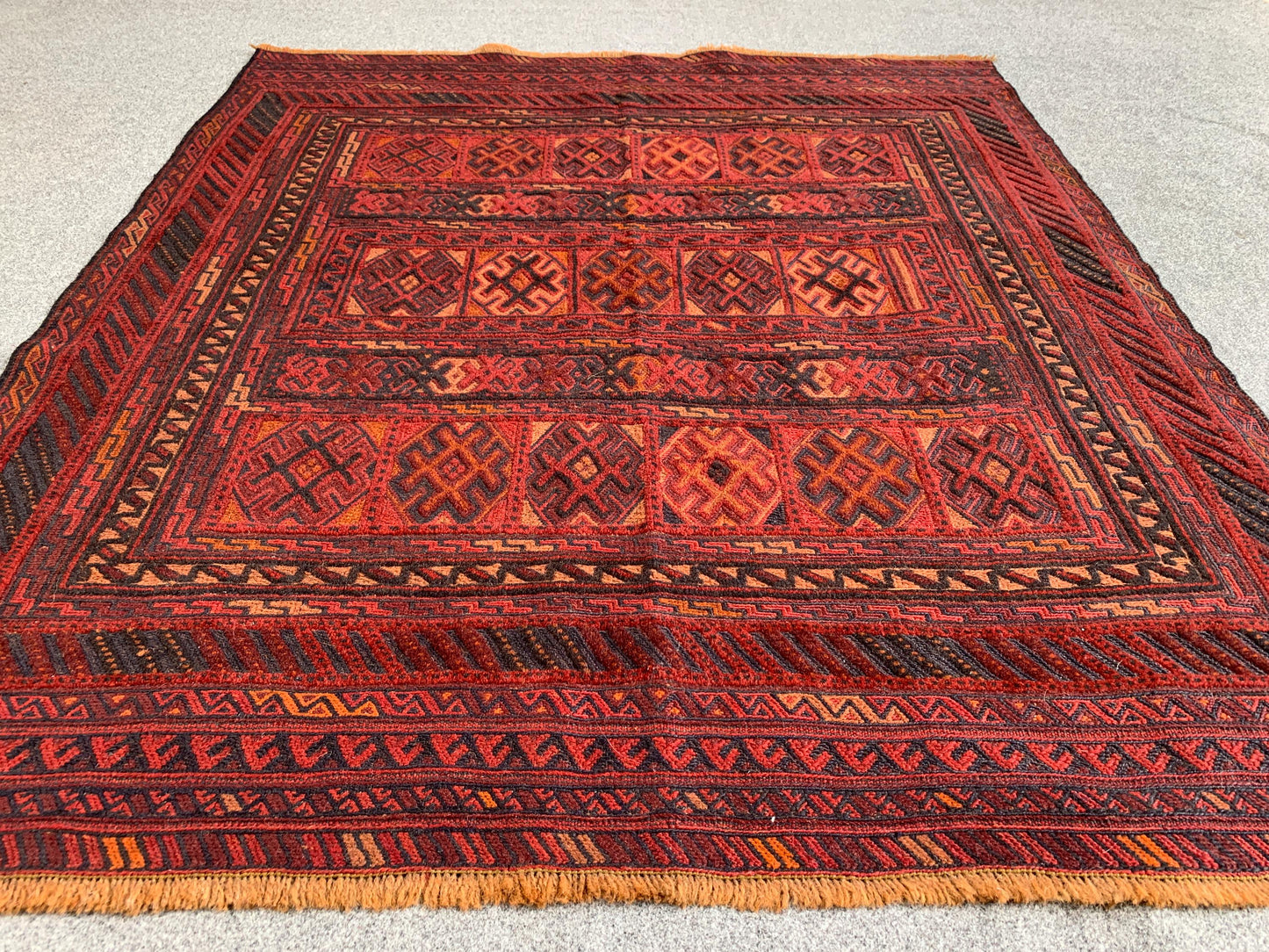 4x4 Ft Amazing Afghan kilim Rug, Hand knotted Herati kilim Rug, Barjasta design Rug, Oriental kilim Rug, Rugs for Bedroom Rug, Hallway Rug.