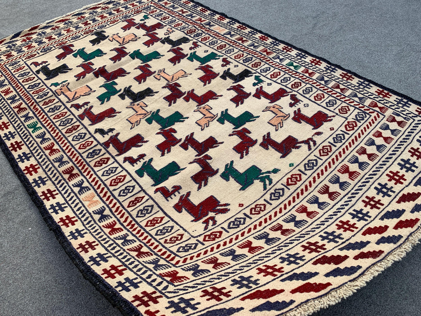 4x6 Ft Vintage Soumak kilim Rug, Afghan Handmade kilim Rug, Pictorial Kilim Rug, Oriental Rug, Wall Decor Rug, Rugs for Bedroom Hallway Rug.