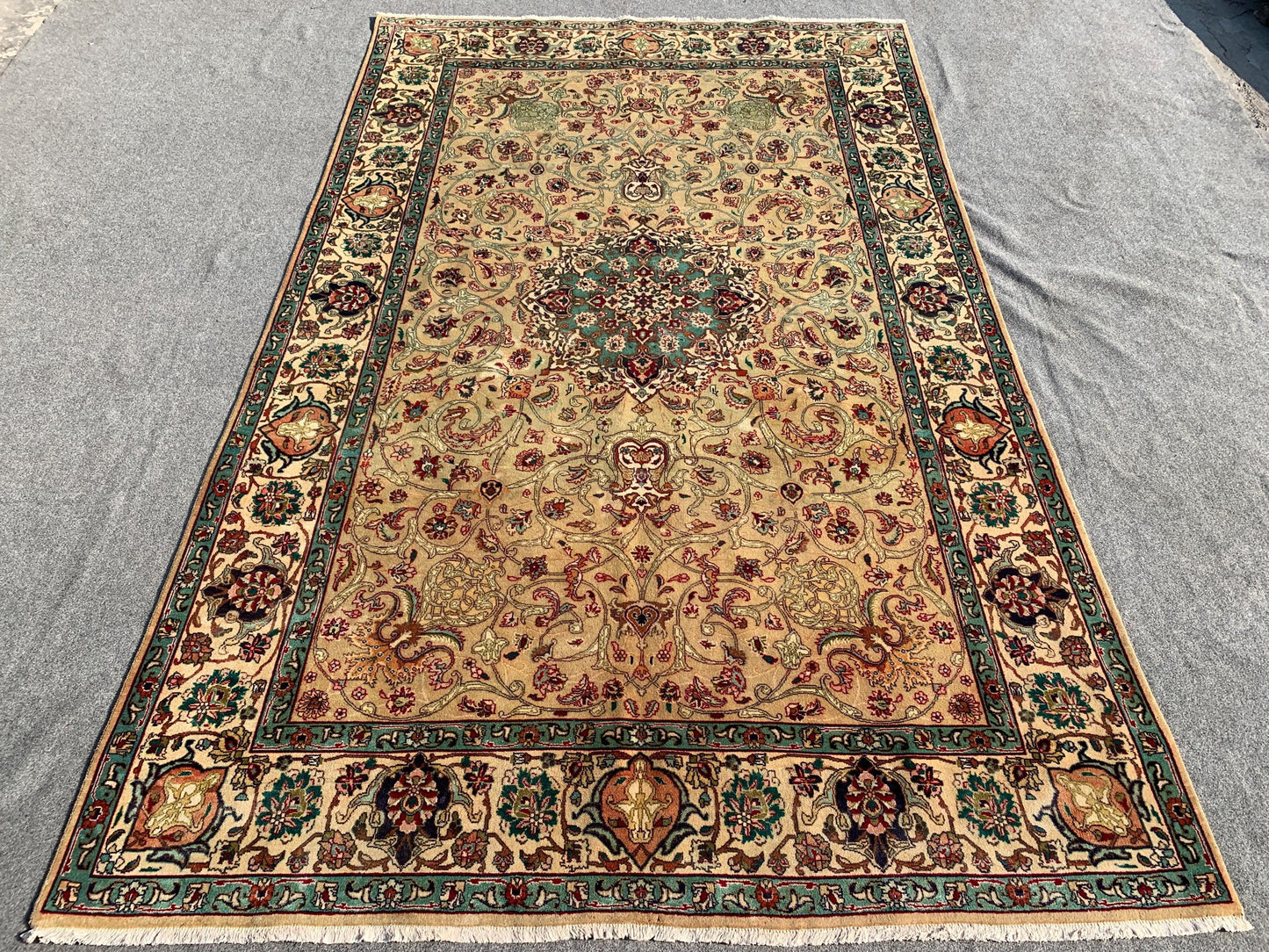 6x9 Ft Amazing Afghan Vintage Rug, Natural Hand Knotted Wool Rug, High Quality Rug Oriental Rug Home Decor Rug, Bedroom Rug Living Room Rug.