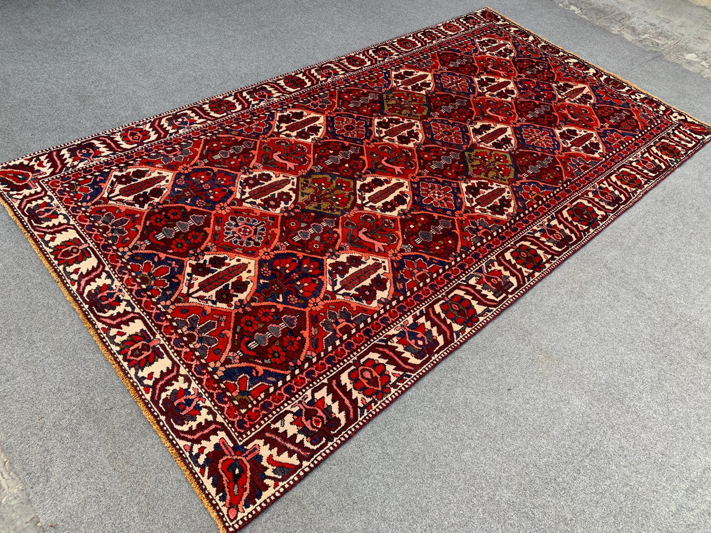 Vintage Rug 5x9 Ft Birds Floral design Rug, Afghan Hand Knotted Rug, Oriental Wool Rug, Turkmen Tribal Rug, Home Decor Rug, Living Room Rug.