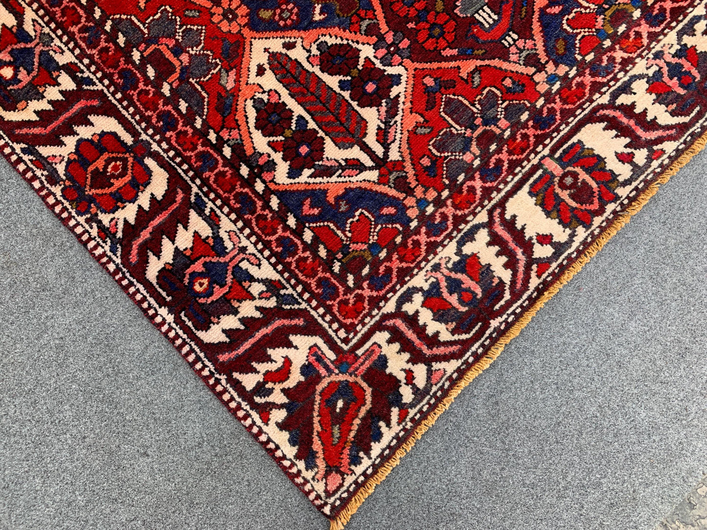 Vintage Rug 5x9 Ft Birds Floral design Rug, Afghan Hand Knotted Rug, Oriental Wool Rug, Turkmen Tribal Rug, Home Decor Rug, Living Room Rug.