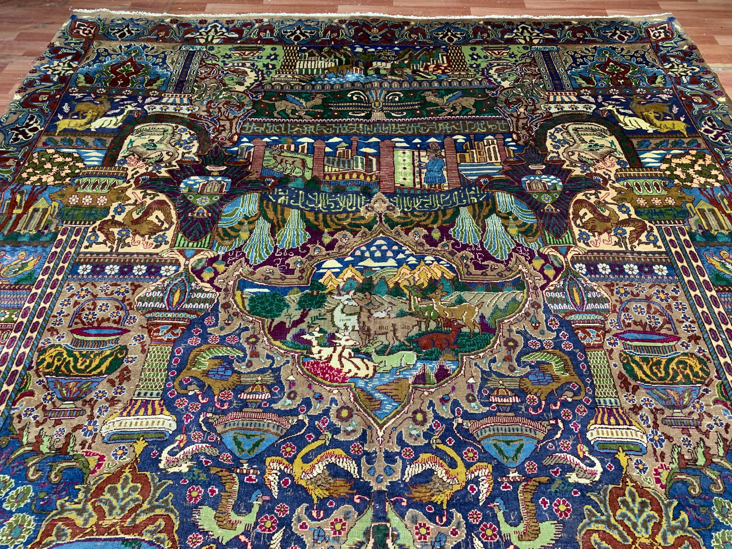 9x12 Ft Antique Pictorial Animal Rug, Hand knotted Vintage Wool Rug, Home decor Rug, Afghan Oriental Rug, Dining Table Rug, Living Room Rug.