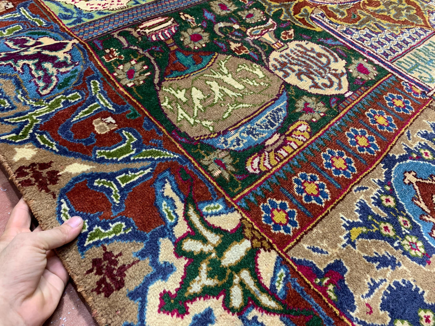 9x12 Ft Antique Pictorial Animal Rug, Hand knotted Vintage Wool Rug, Home decor Rug, Afghan Oriental Rug, Dining Table Rug, Living Room Rug.