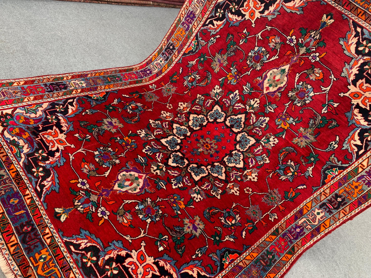 Amazing Vintage Rug 6x9 Ft Afghan Hand knotted Wool Rug, Geometric Area Rug, Oriental Tribal Rug, Best for Dining Table Rug Living Room Rug.