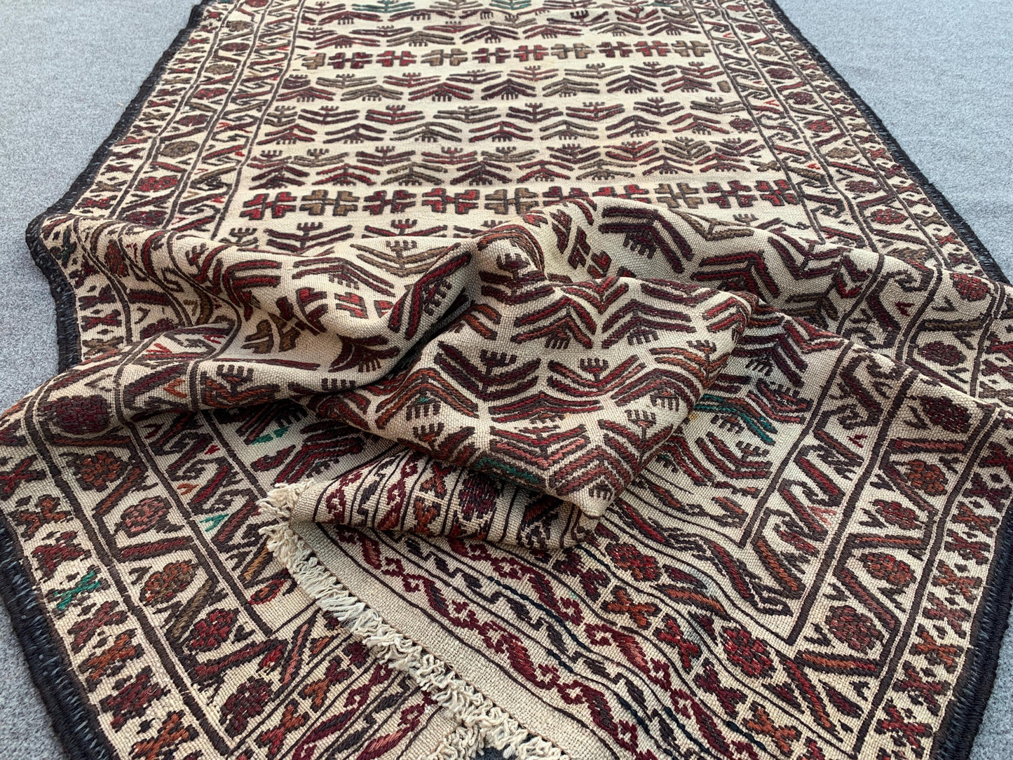 4x6 Ft Antique Soumak kilim Rug, Handmade Vintage kilim Rug, Afghan Soumak Rug, Oriental Wool Rug, Wall Decor Rug, Bedroom Rug, Hallway Rug.