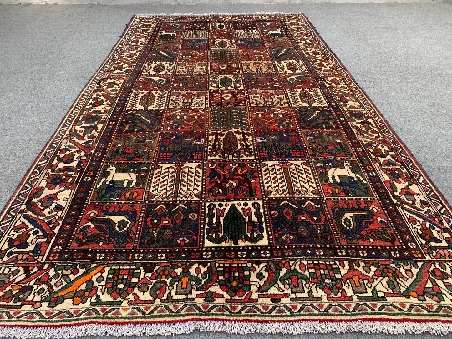 5x10 Ft Vintage Pictorial Rug, Afghan Hand Knotted Rug, Oriental Wool Rug, Antique Tribal Rug, Home Decor Rug, Bedroom Rug, Living Room Rug.