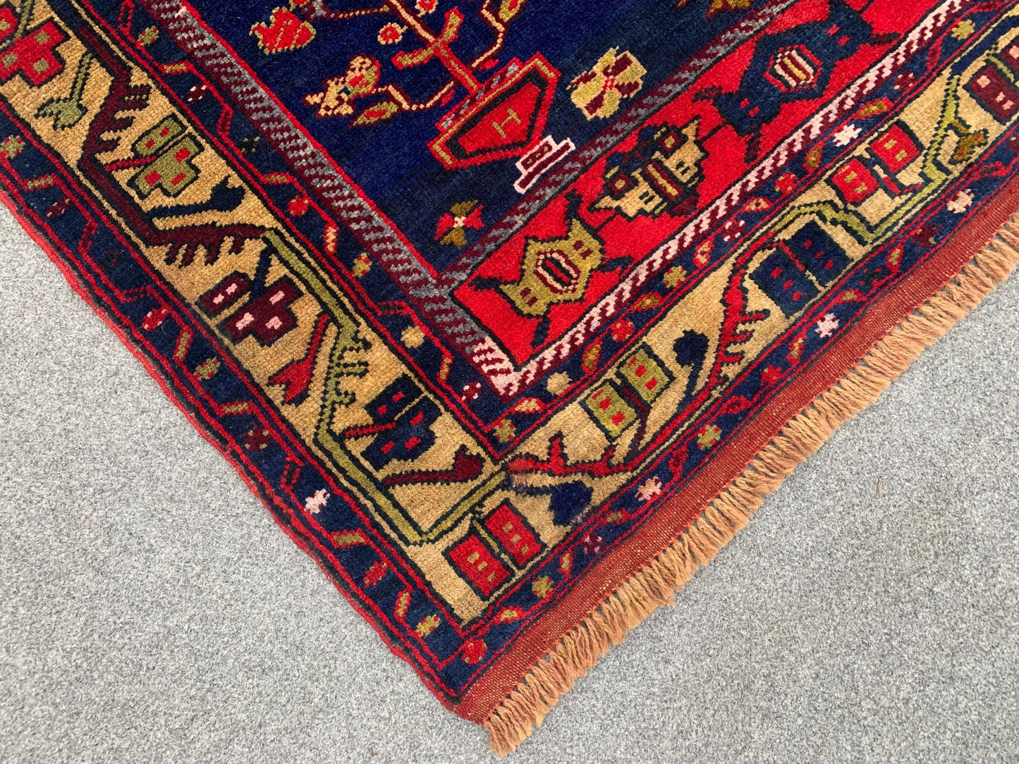 Vintage Afghan Rug, 4x7 Ft Floral design Rug, Hand Knotted Wool Rug, Geometric Area Rug, Best for Office Rug, Good Quality Rug, Bedroom Rug.