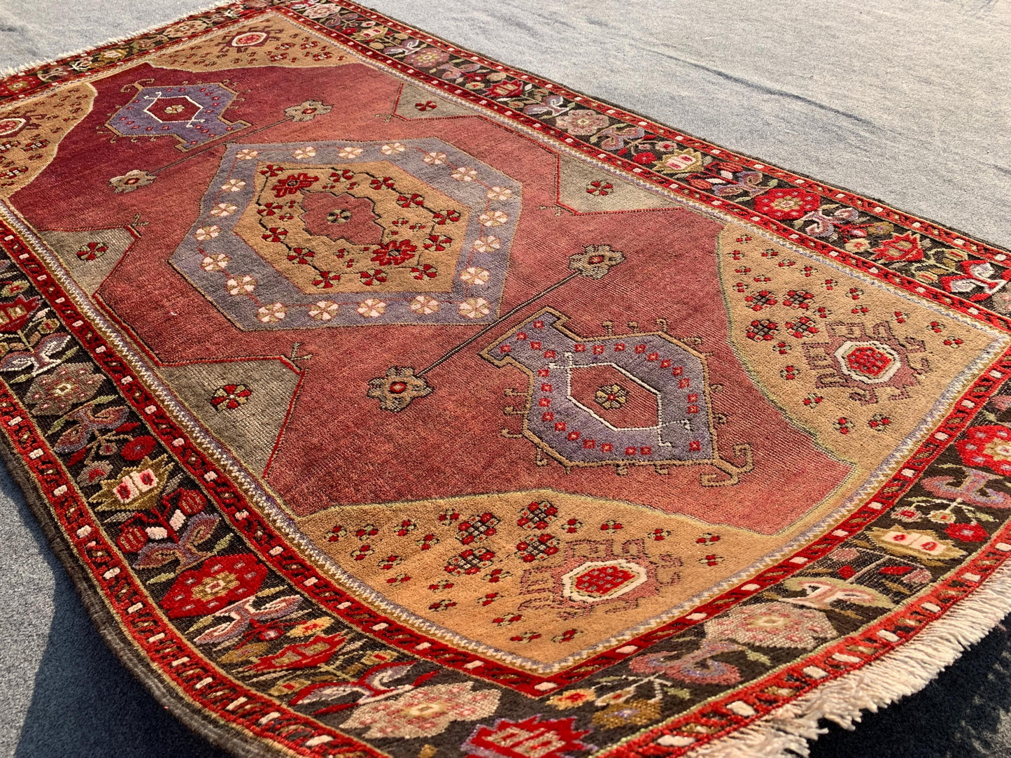 4x7 Ft Amazing Vintage Rug, Afghan Hand Knotted Rug, Geometric Area Rug, Low Pile Rug, Best for Living Room Bedroom Rug, Good Quality Rug.