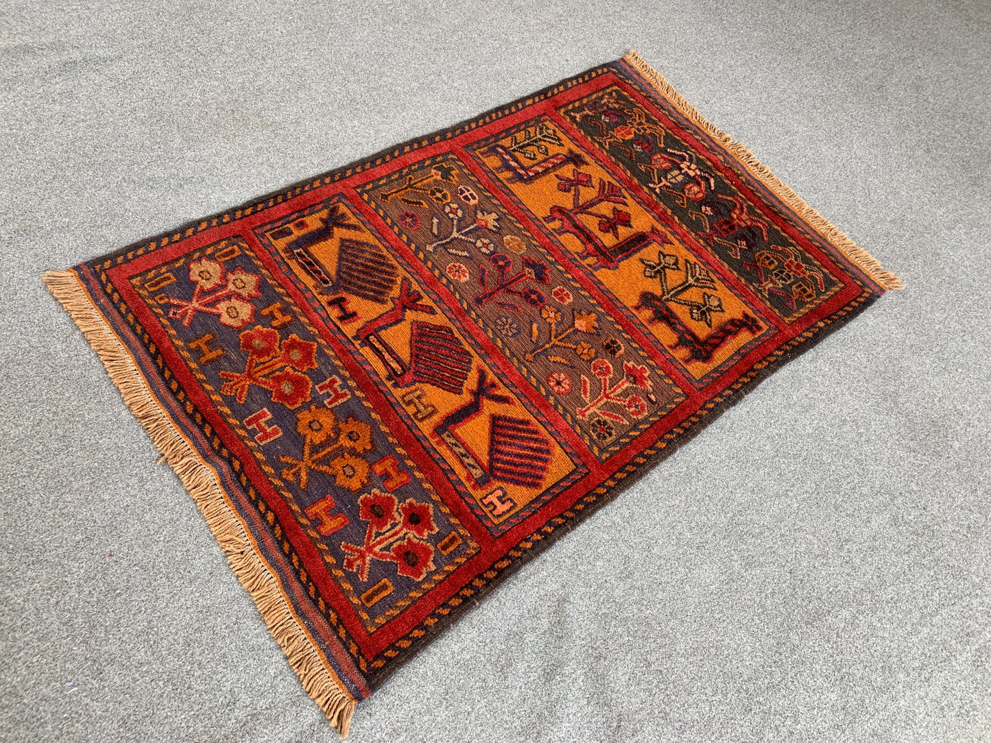 3x4 Ft Amazing Pictorial kilim Rug, Afghan Hand Knotted kilim Rug, Oriental Rug, Herat kilim Rug, Best for Kids Room Rug, Floral design Rug.