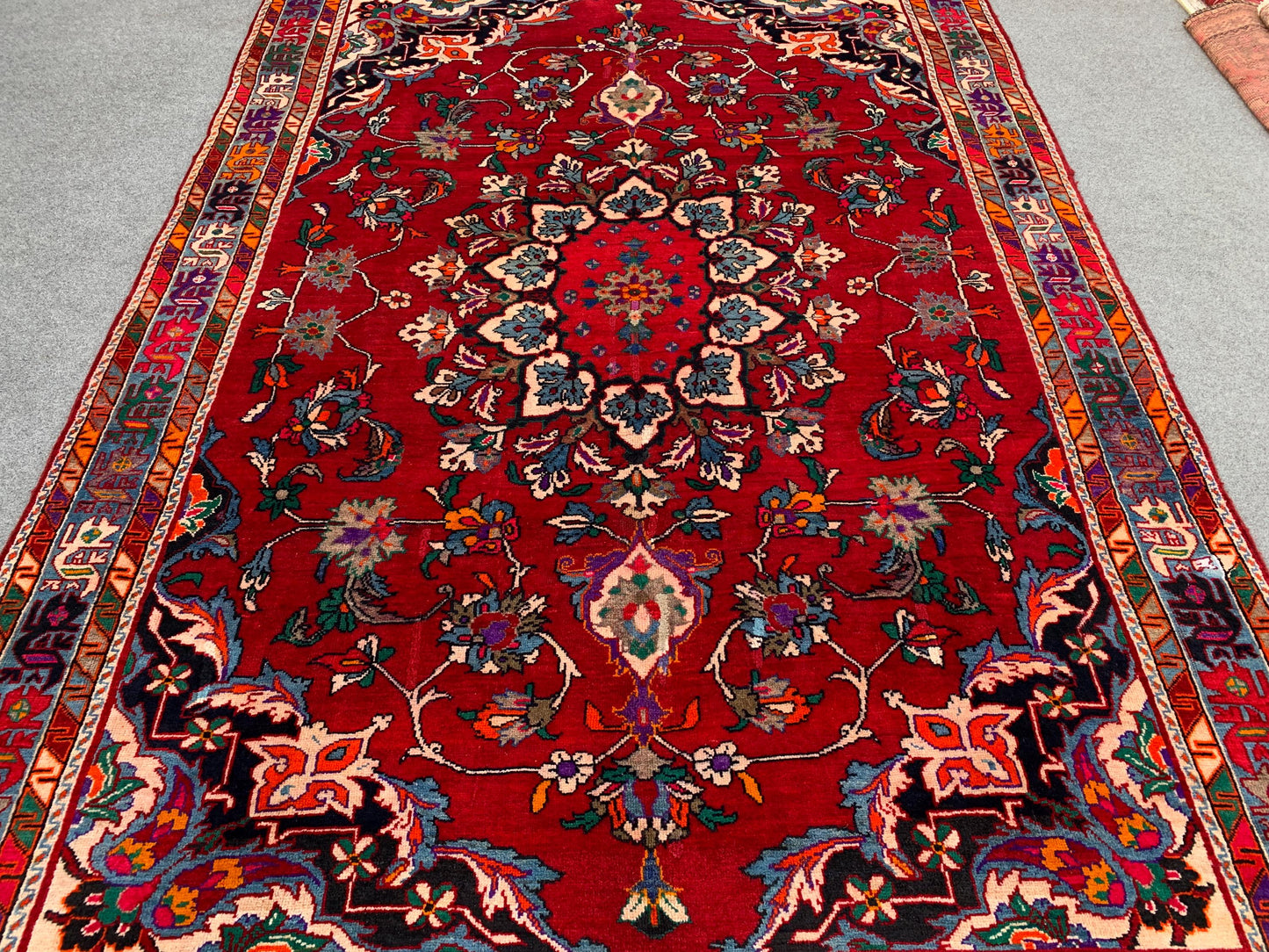 Amazing Vintage Rug 6x9 Ft Afghan Hand knotted Wool Rug, Geometric Area Rug, Oriental Tribal Rug, Best for Dining Table Rug Living Room Rug.