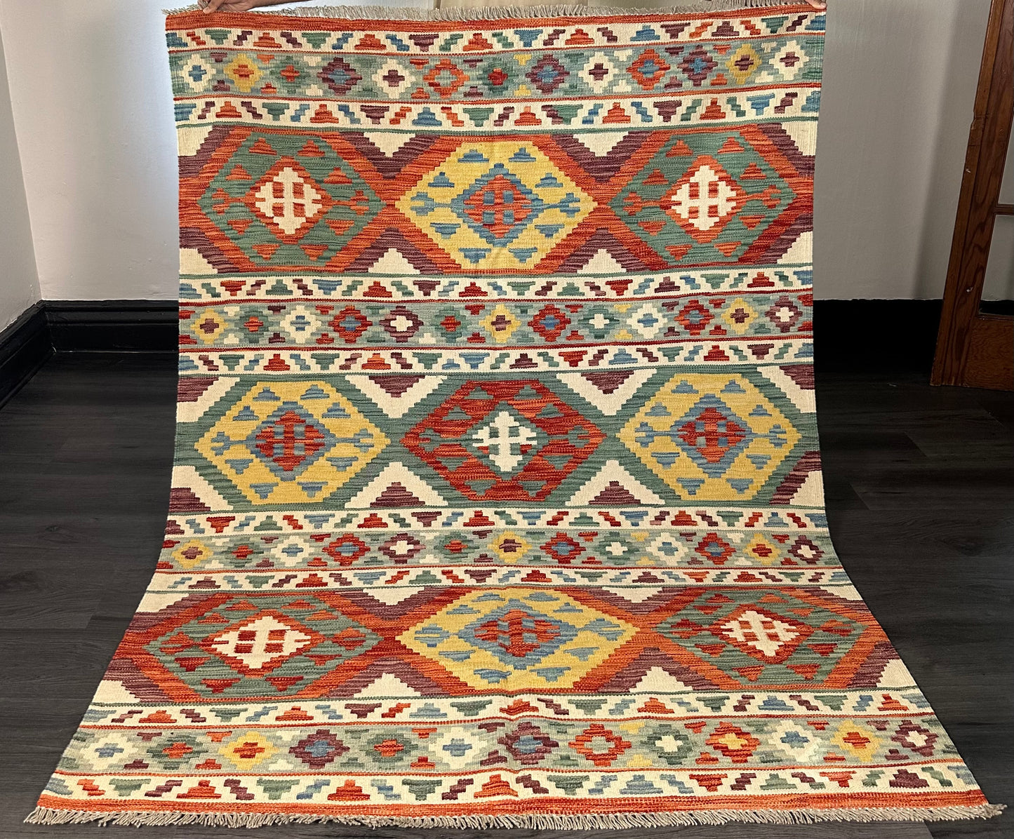 5x7 ft Multicolored Kilim Area Rug