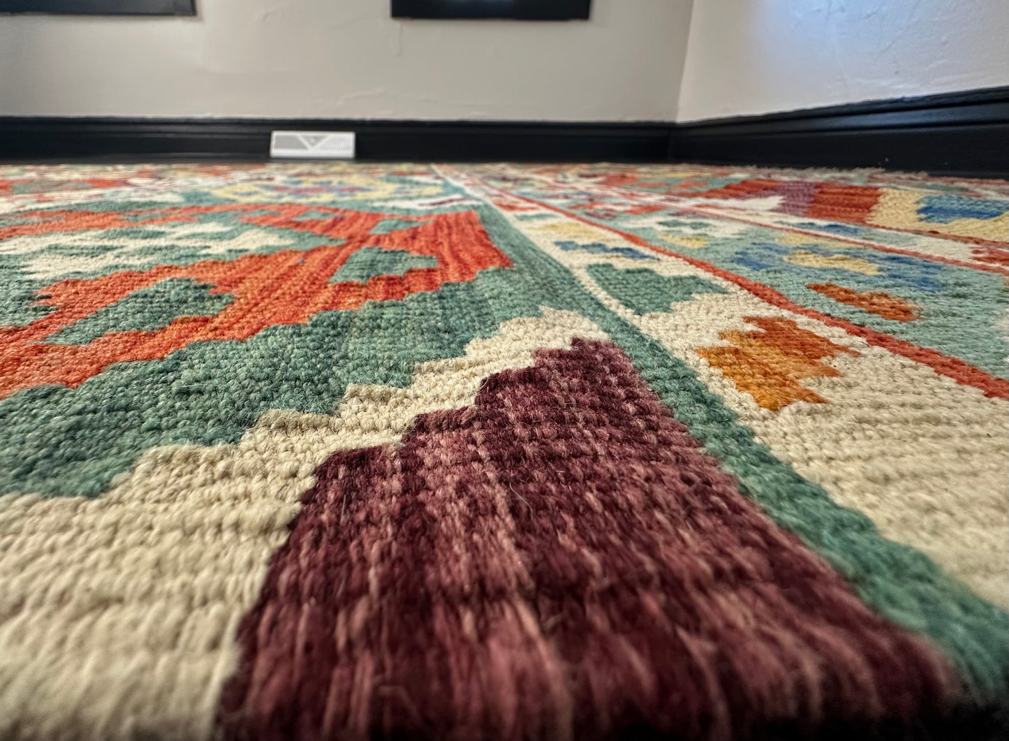 5x8 ft Multicolored Kilim Area Rug