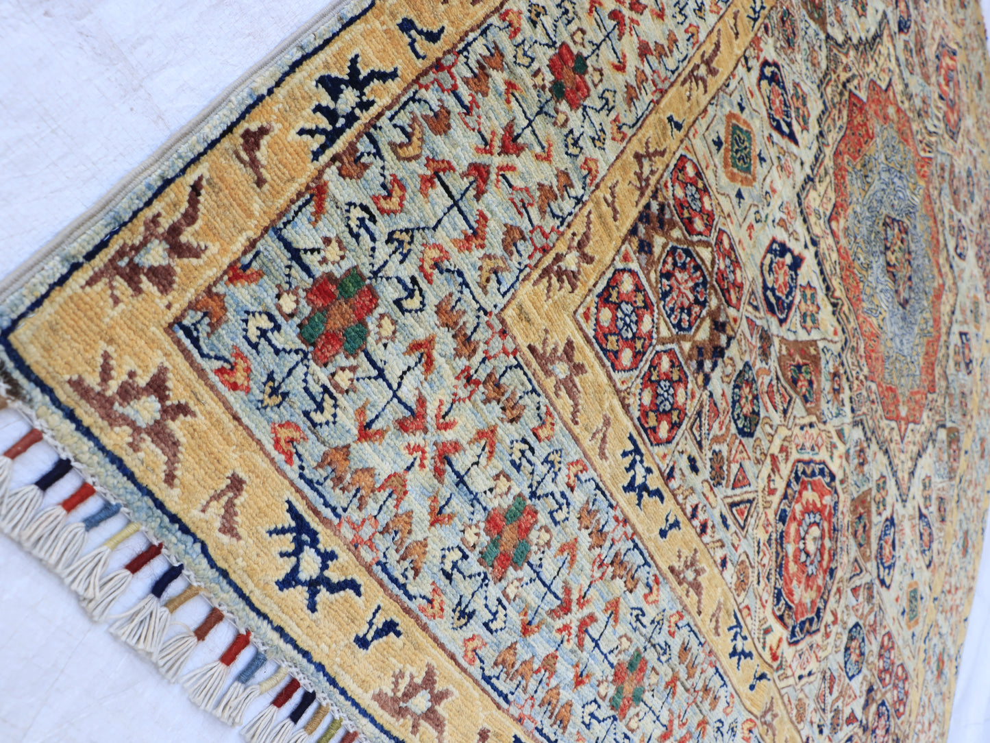 5x7 ft Beige Mamluk Area Rug