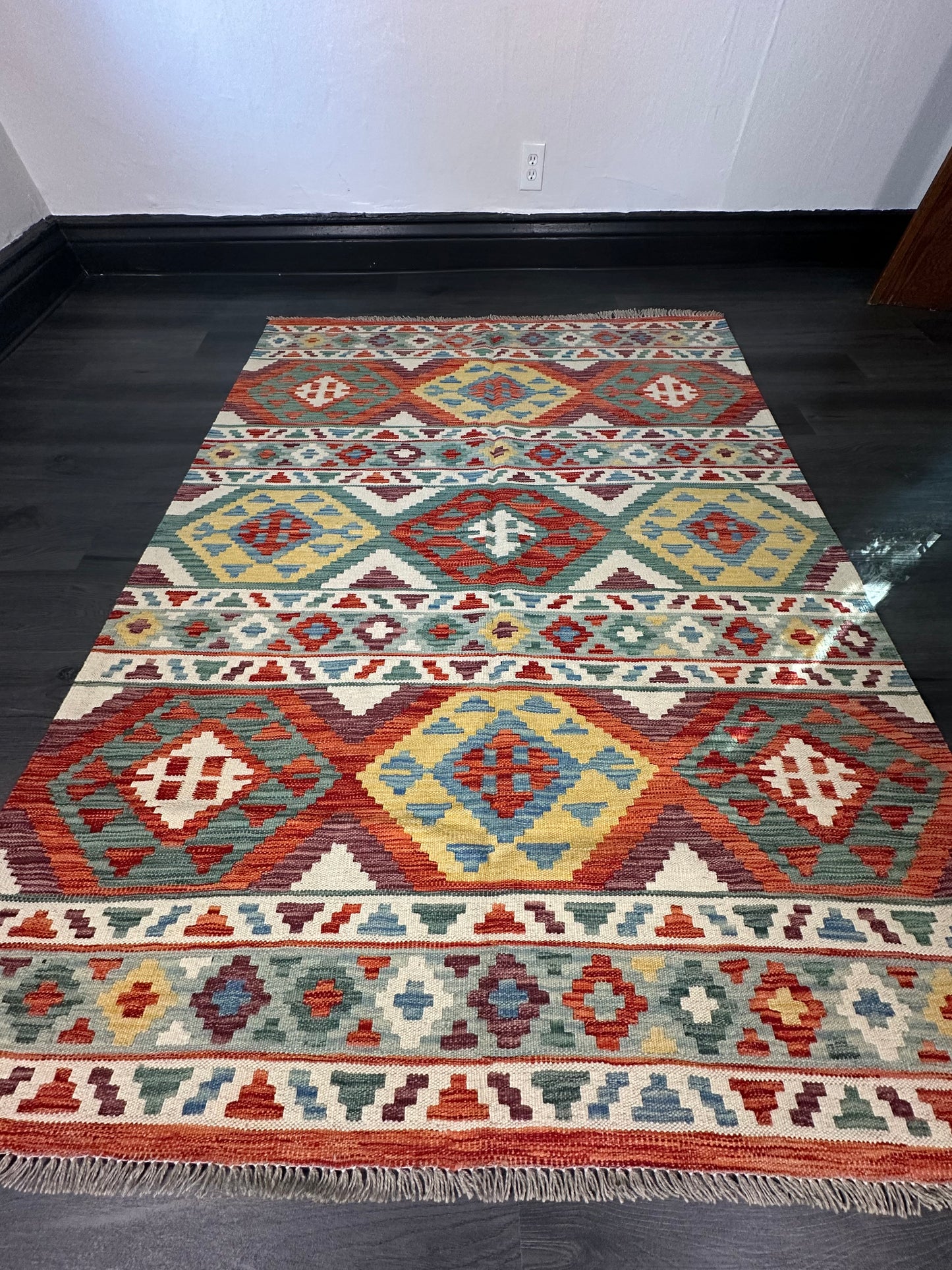 5x7 ft Multicolored Kilim Area Rug