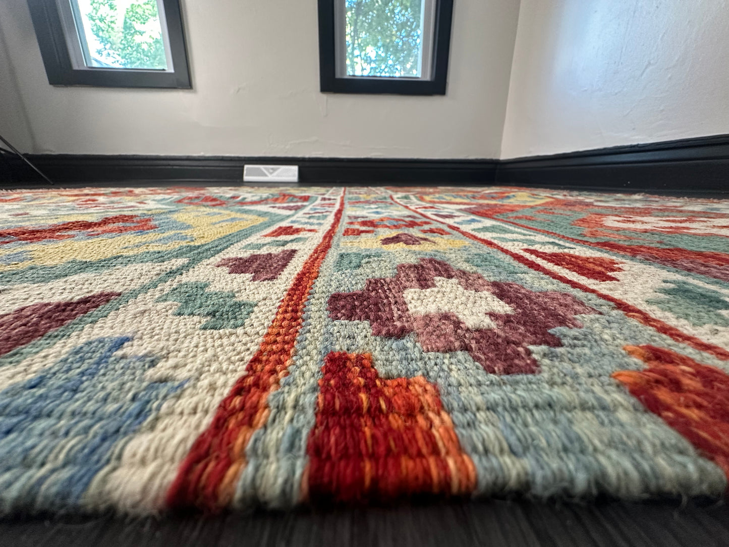 5x7 ft Multicolored Kilim Area Rug