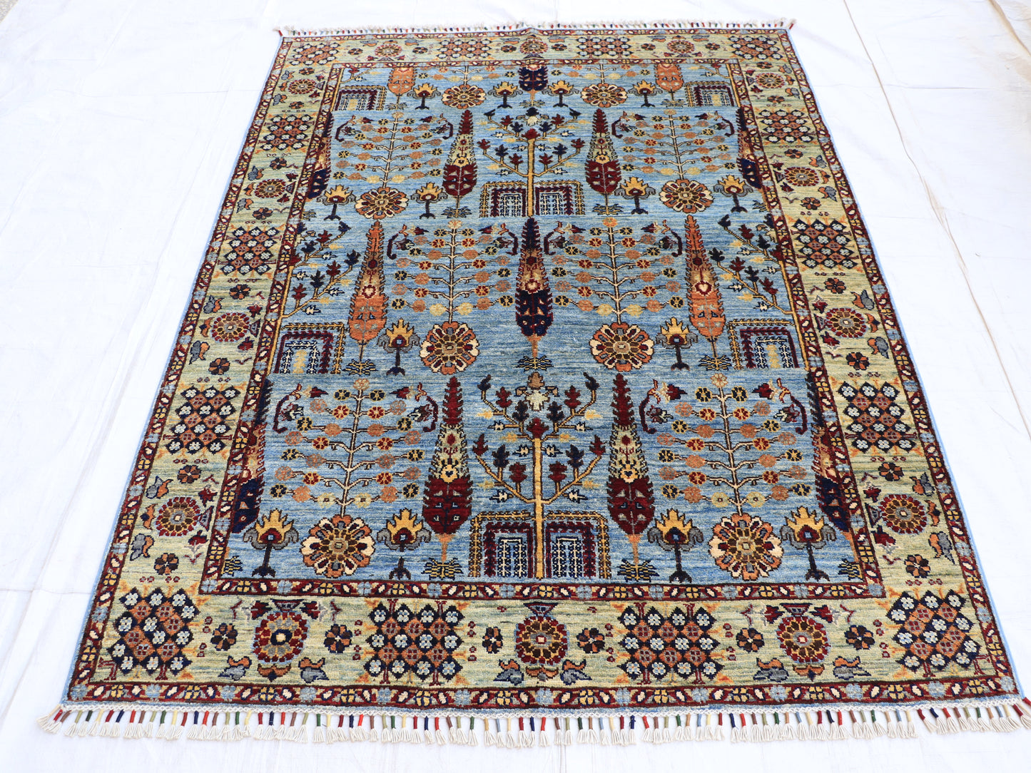 5x7 ft Blue Pictorial Area Rug