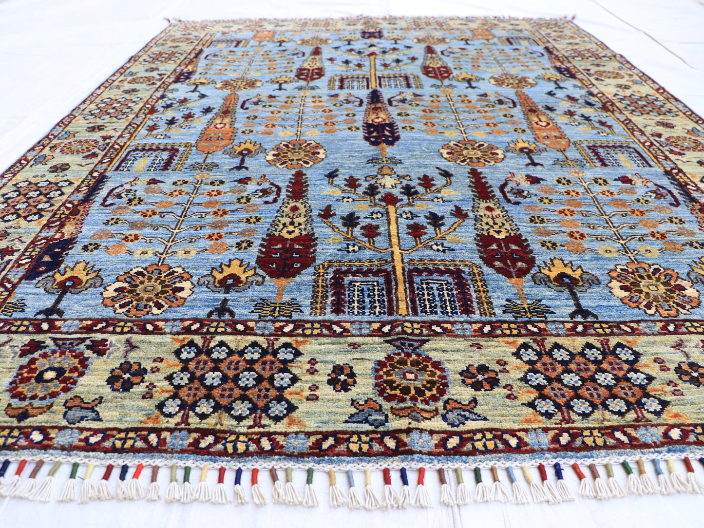 5x7 ft Blue Pictorial Area Rug