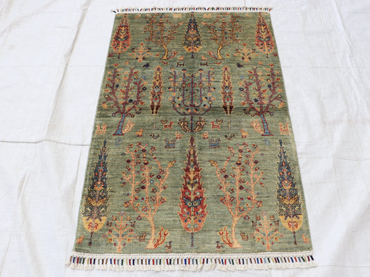 5x7 ft Light Green Pictorial Area Rug