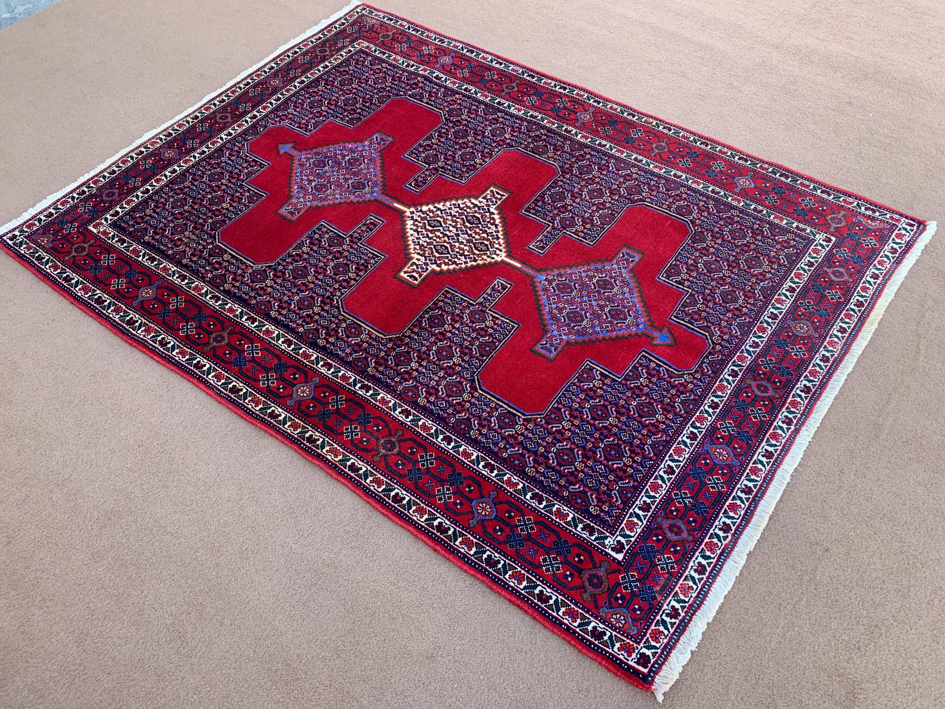 Vintage Heriz Rug 4x6 ft Handmade Red Rug Oriental Wool Rug, Tribal Afghan Rug One of Kind Rug Heriz design Rug, Antique Bedroom Office Rug.