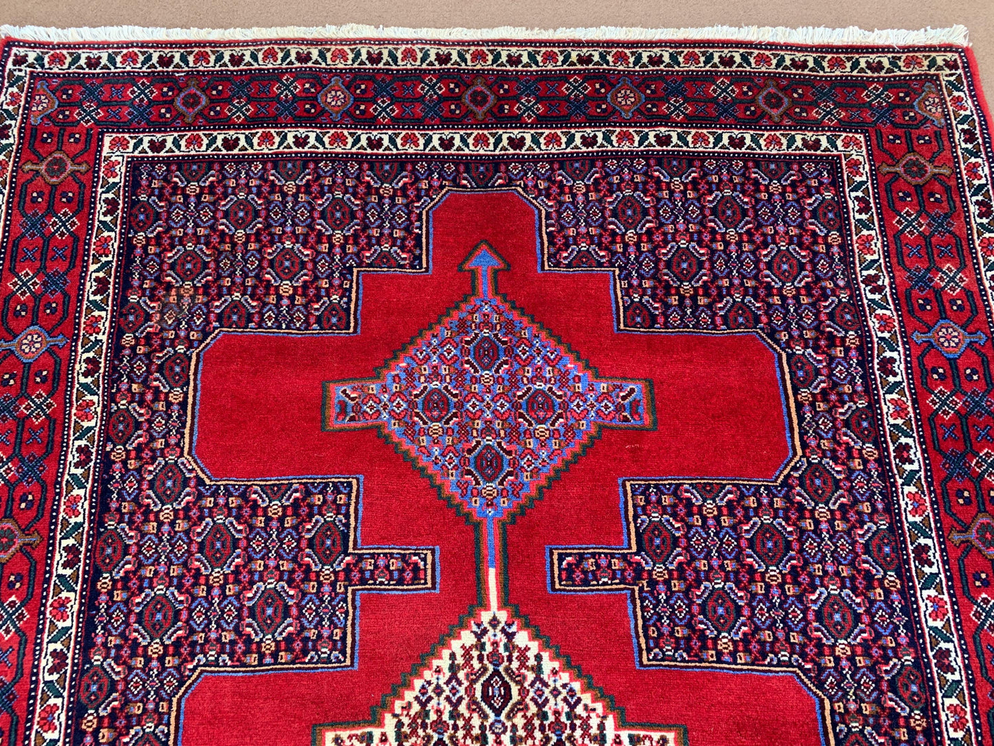 Vintage Heriz Rug 4x6 ft Handmade Red Rug Oriental Wool Rug, Tribal Afghan Rug One of Kind Rug Heriz design Rug, Antique Bedroom Office Rug.