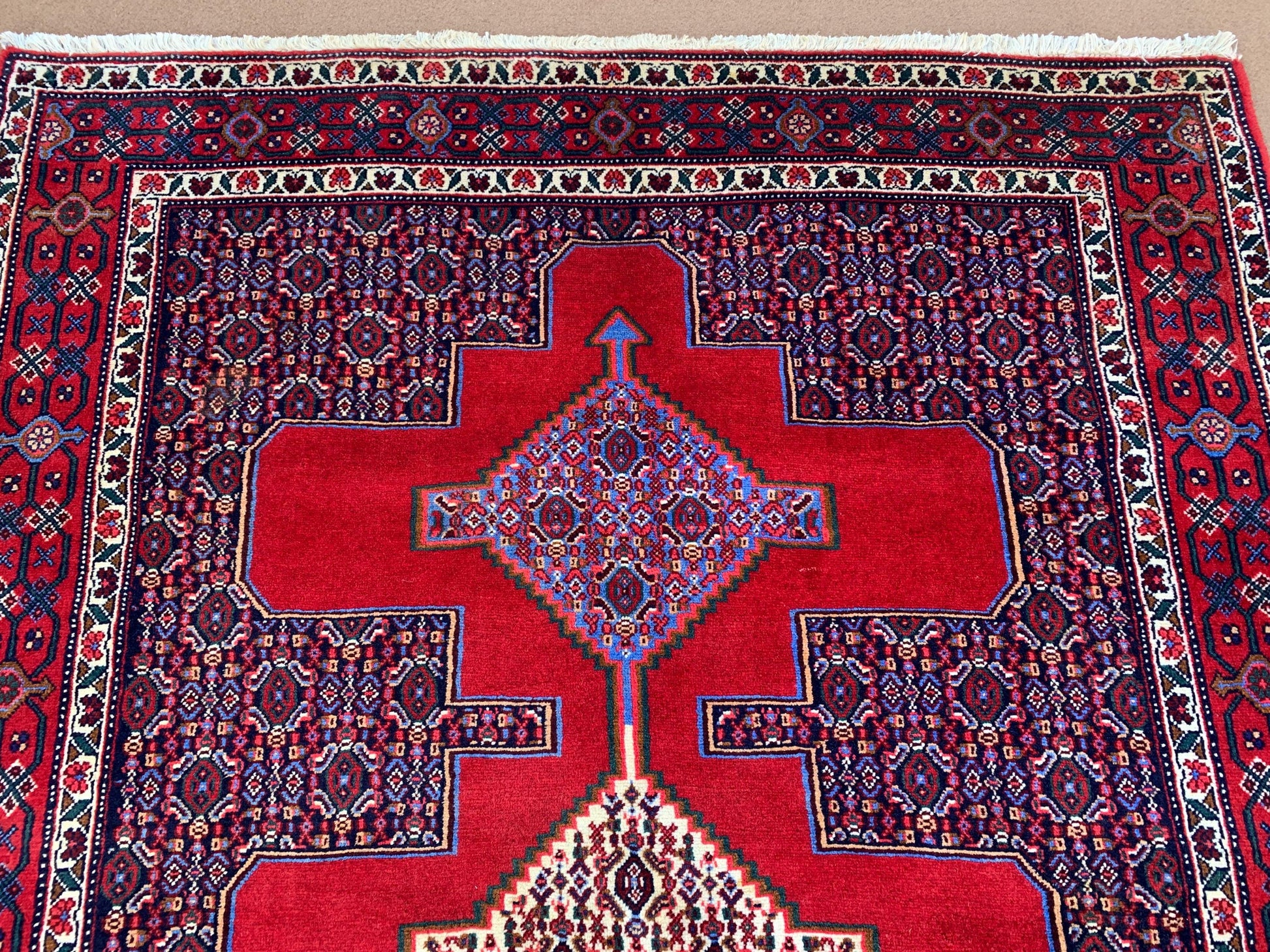 Vintage Heriz Rug 4x6 ft Handmade Red Rug Oriental Wool Rug, Tribal Afghan Rug One of Kind Rug Heriz design Rug, Antique Bedroom Office Rug.