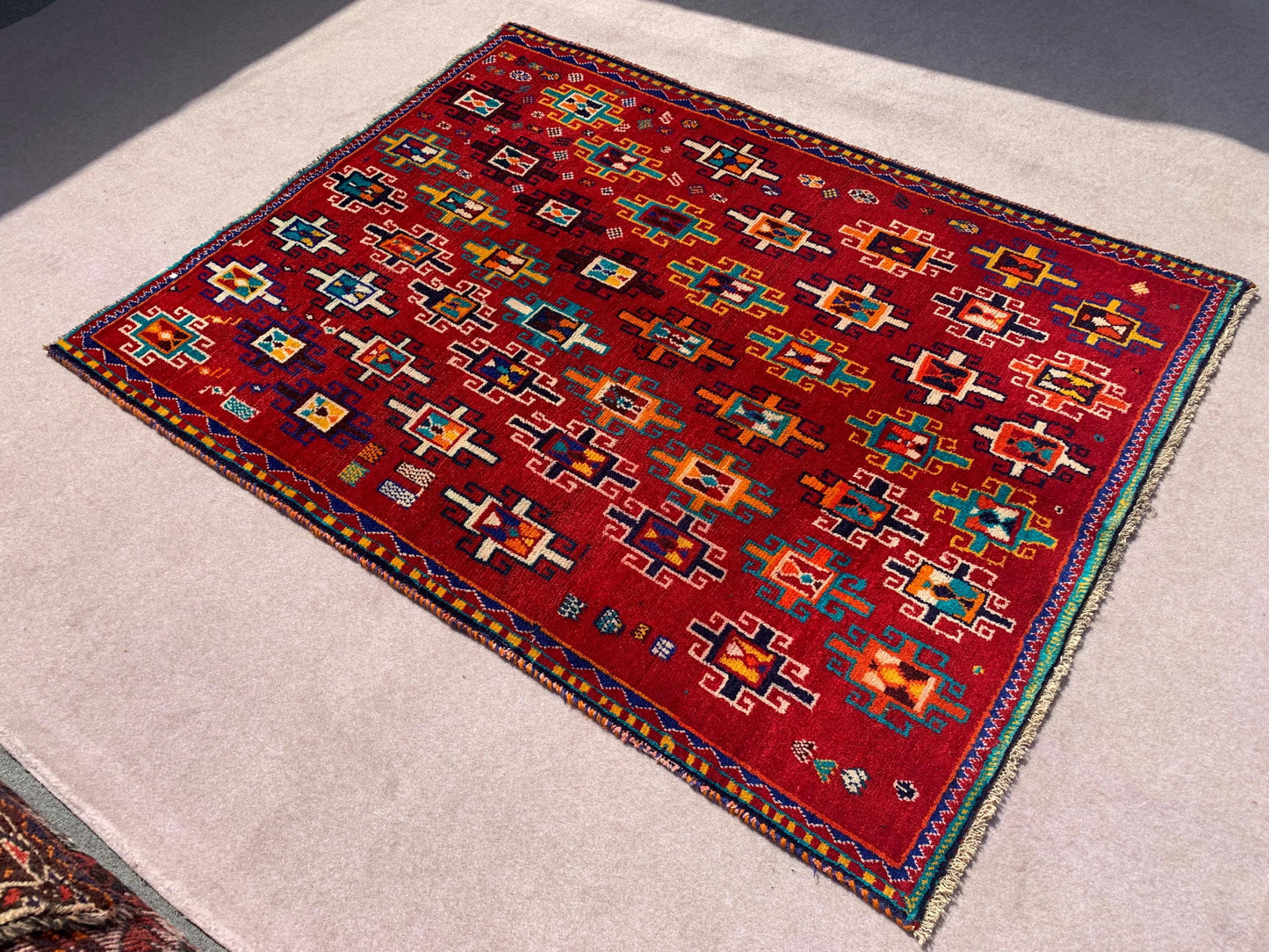 Vintage Red Rug 4x6 ft Handmade Afghan Wool Rug, Tribal Turkmen Rug Multi colors Rug, Collectors piece Rug Oriental Antique Rug Bedroom Rug.