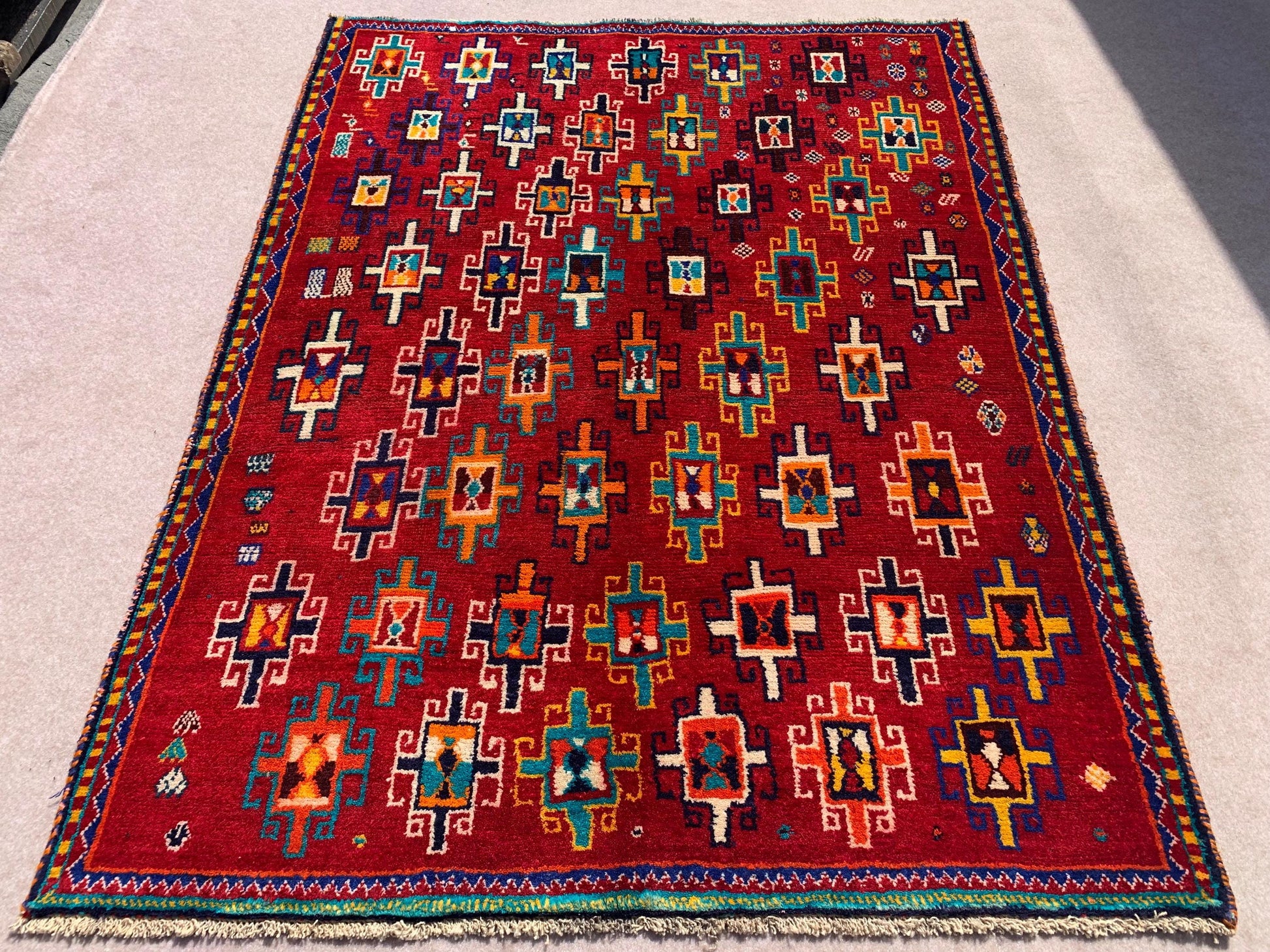 Vintage Red Rug 4x6 ft Handmade Afghan Wool Rug, Tribal Turkmen Rug Multi colors Rug, Collectors piece Rug Oriental Antique Rug Bedroom Rug.