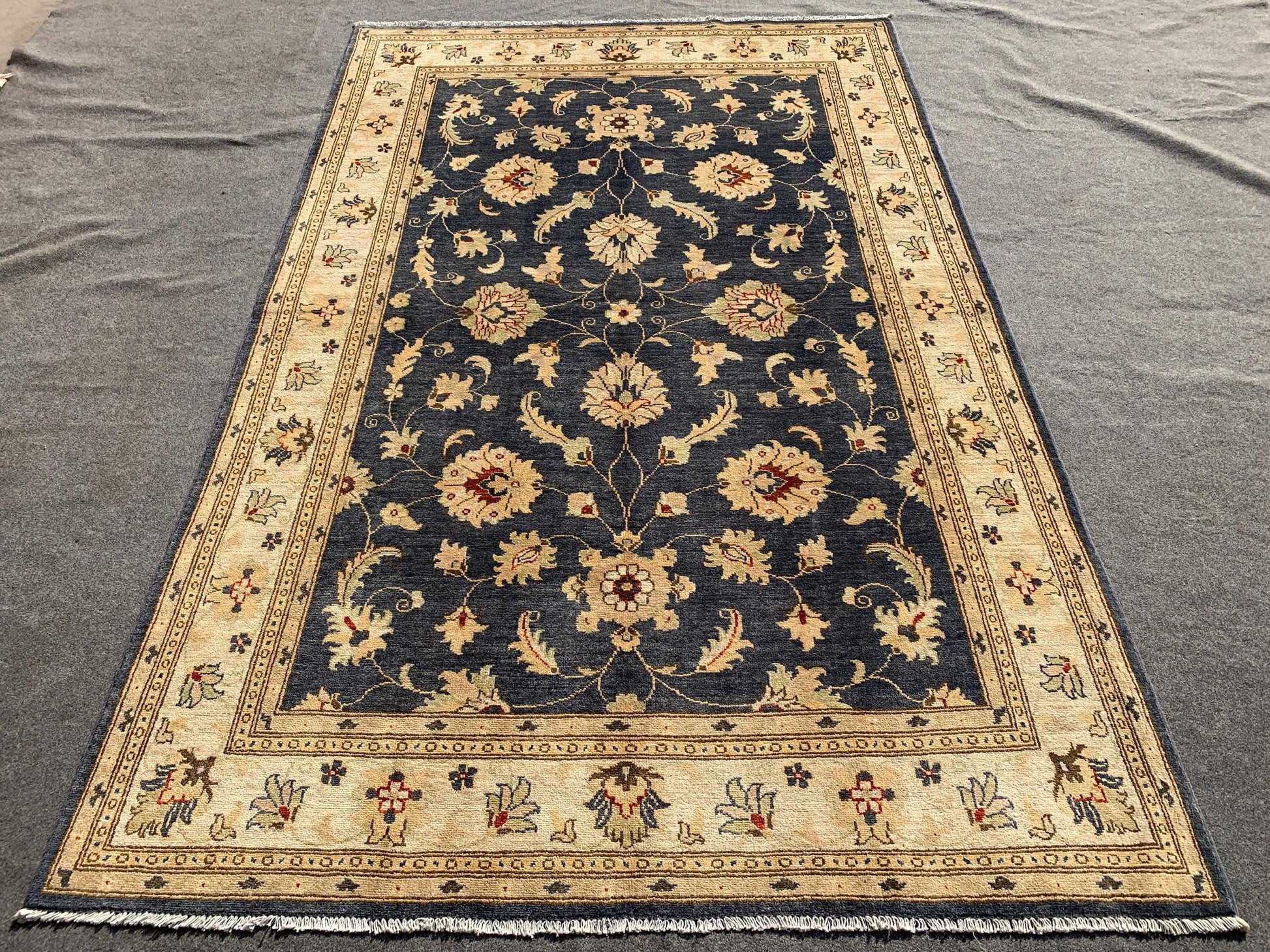 Grey Beige Chobi Rug 5x8 ft Handmade Afghan Rug Floral Chobi Rug Traditional Turkmen Rug Oriental Wool Rug Natural dyes Rug Bedroom Rug etc.