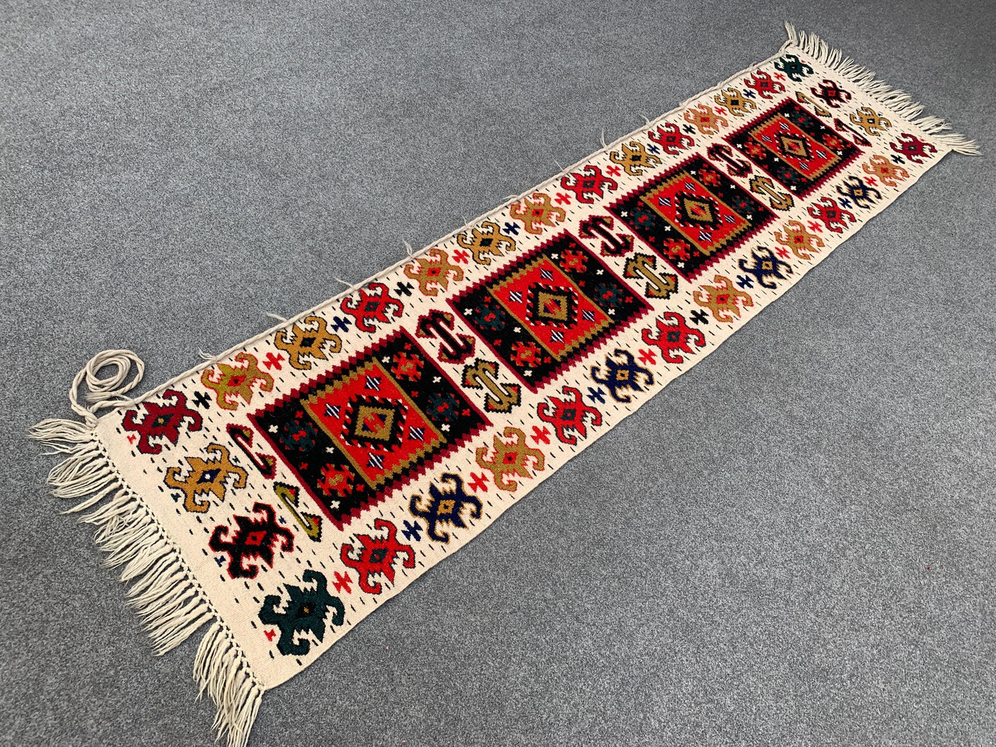 2x6 ft Turkish Sumak Runner Kilim Rug, Handmade Afghan Wool Sumak Rug, Geometric Sumak Kilim Rug, Home Decor Bedroom Rug Hallway Runner Rug.