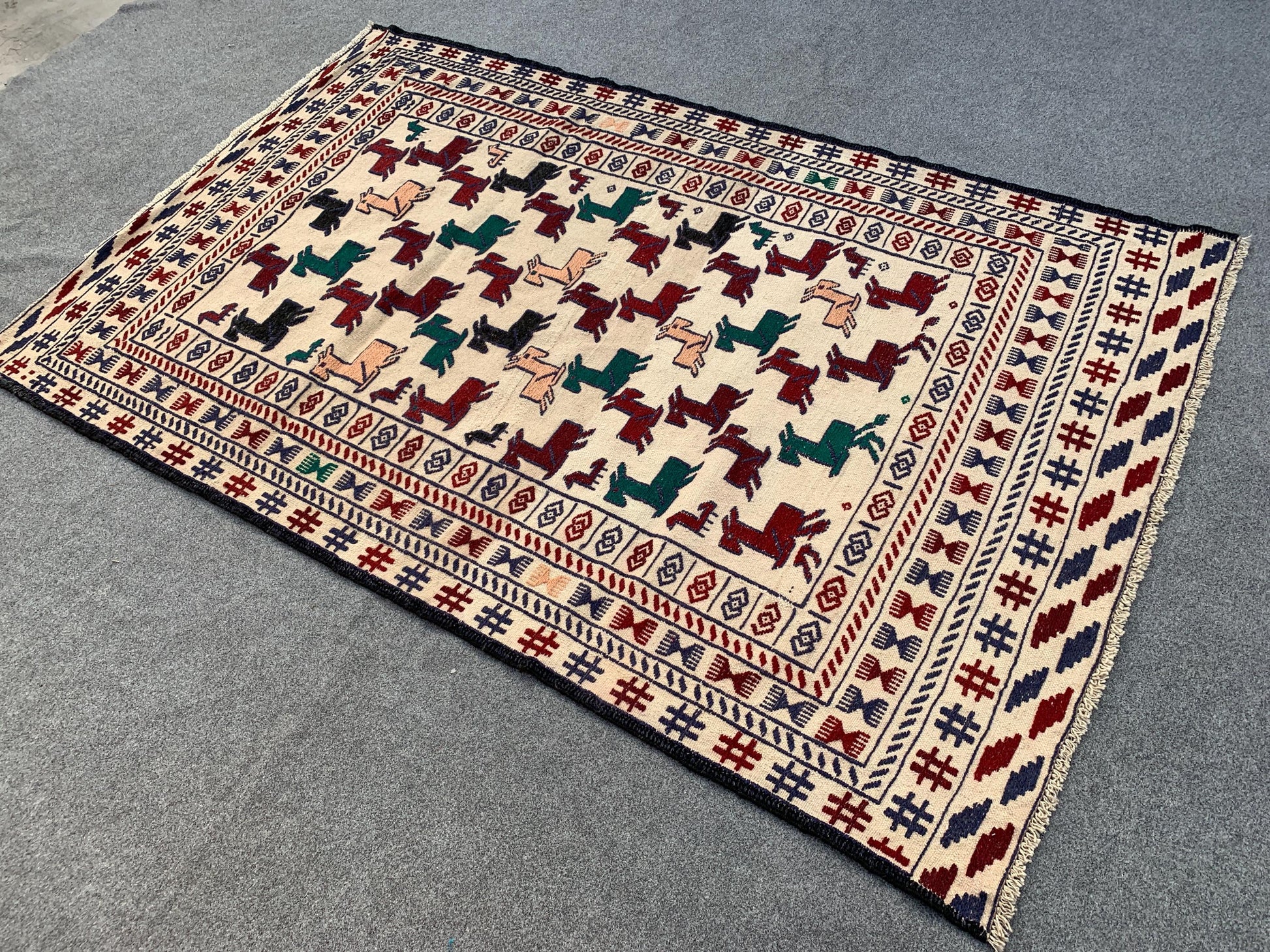 4x6 Ft Vintage Soumak kilim Rug, Afghan Handmade kilim Rug, Pictorial Kilim Rug, Oriental Rug, Wall Decor Rug, Rugs for Bedroom Hallway Rug.