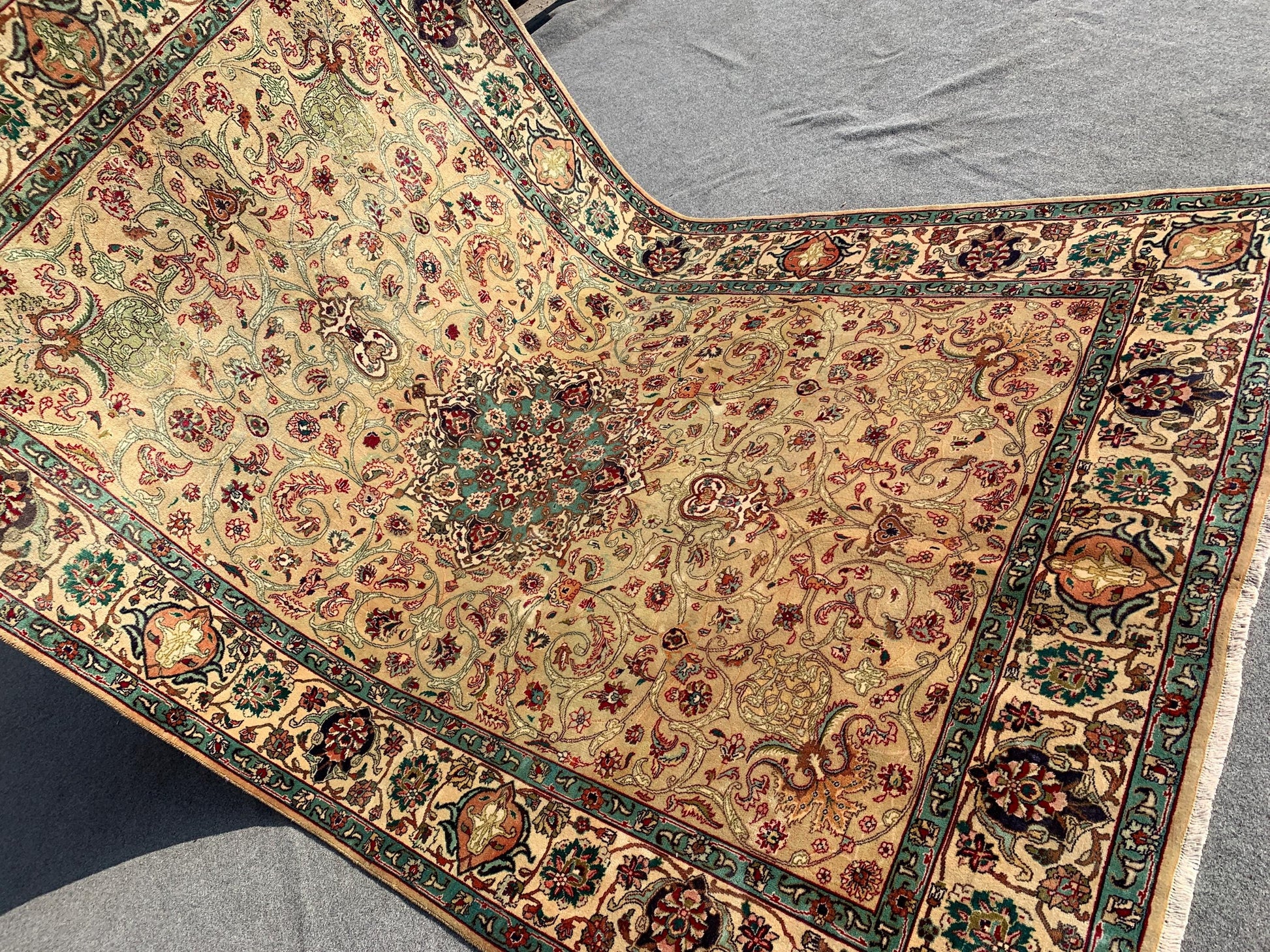 6x9 Ft Amazing Afghan Vintage Rug, Natural Hand Knotted Wool Rug, High Quality Rug Oriental Rug Home Decor Rug, Bedroom Rug Living Room Rug.