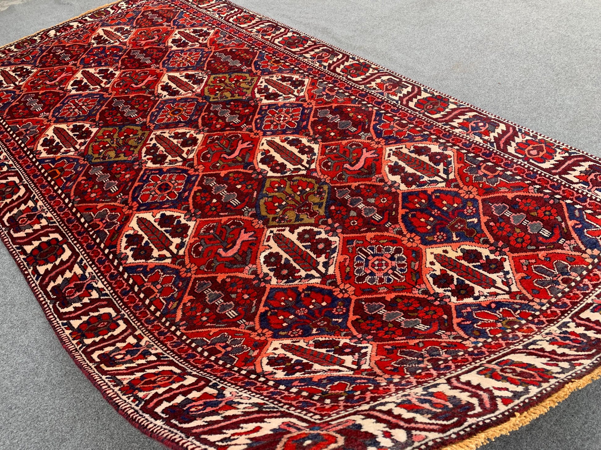 Vintage Rug 5x9 Ft Birds Floral design Rug, Afghan Hand Knotted Rug, Oriental Wool Rug, Turkmen Tribal Rug, Home Decor Rug, Living Room Rug.