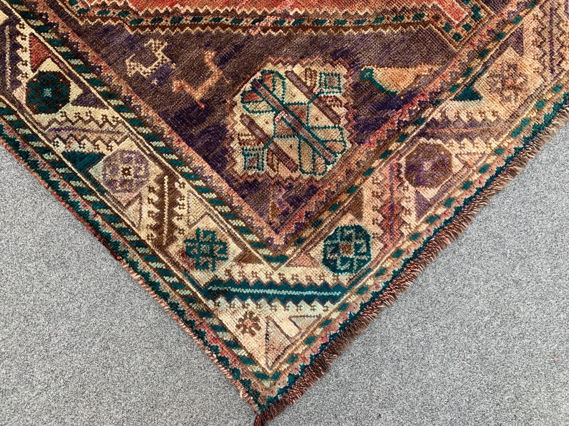Vintage Rug 4x6 Ft Caucasian design Rug, Afghan Handmade Rug, Low Pile Rug, Oriental Wool Rug, Antique Tribal Rug, Bedroom Rug, Hallway Rug.