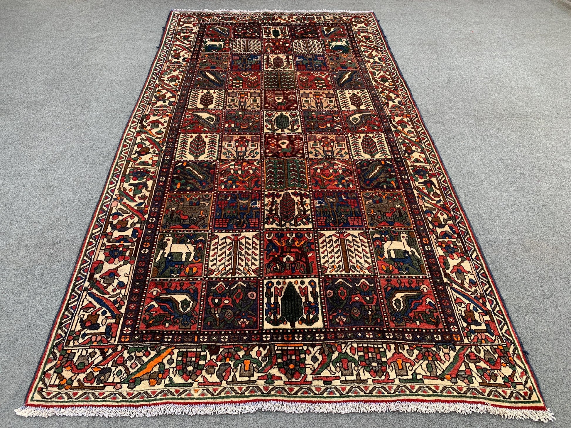 5x10 Ft Vintage Pictorial Rug, Afghan Hand Knotted Rug, Oriental Wool Rug, Antique Tribal Rug, Home Decor Rug, Bedroom Rug, Living Room Rug.
