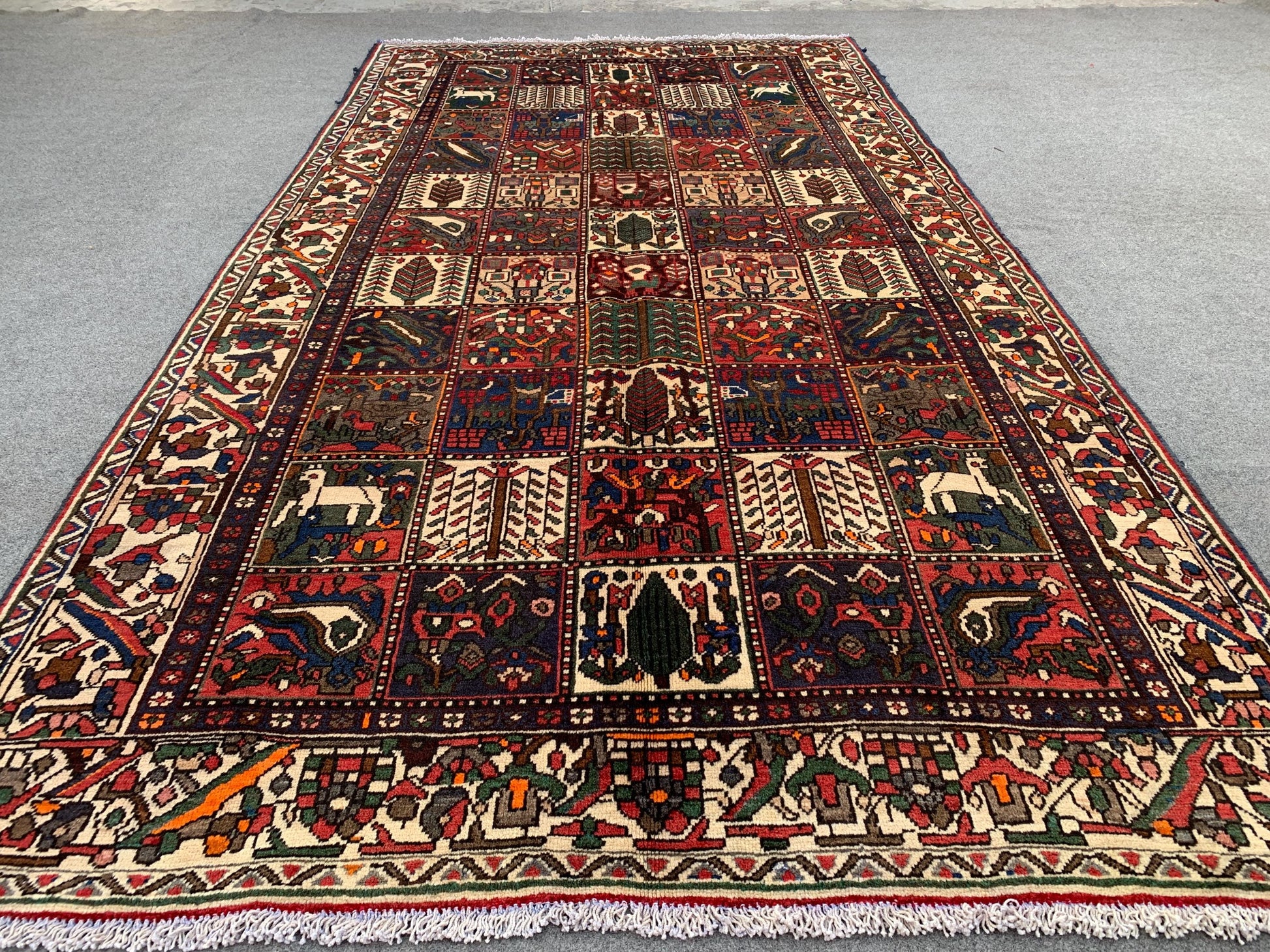 5x10 Ft Vintage Pictorial Rug, Afghan Hand Knotted Rug, Oriental Wool Rug, Antique Tribal Rug, Home Decor Rug, Bedroom Rug, Living Room Rug.