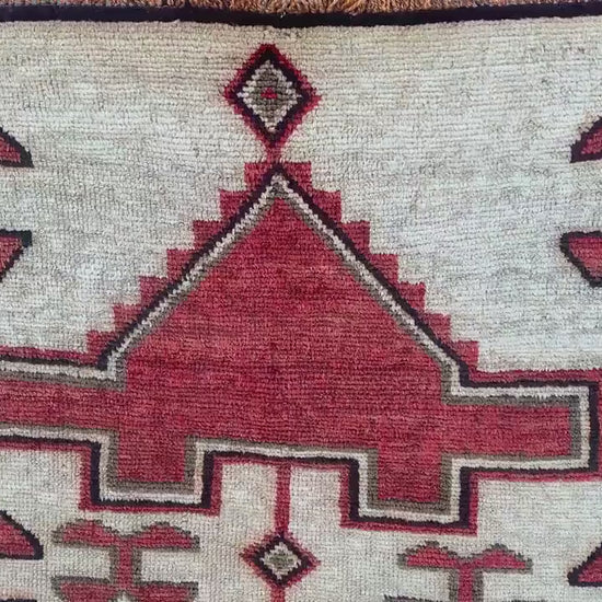 Beige Vintage Rug 4x6 ft Caucasian design Rug Handmade Afghan Rug Tribal Turkmen Rug Oriental Wool Rug Low Pile Rug Kitchen Bedroom Rug etc.